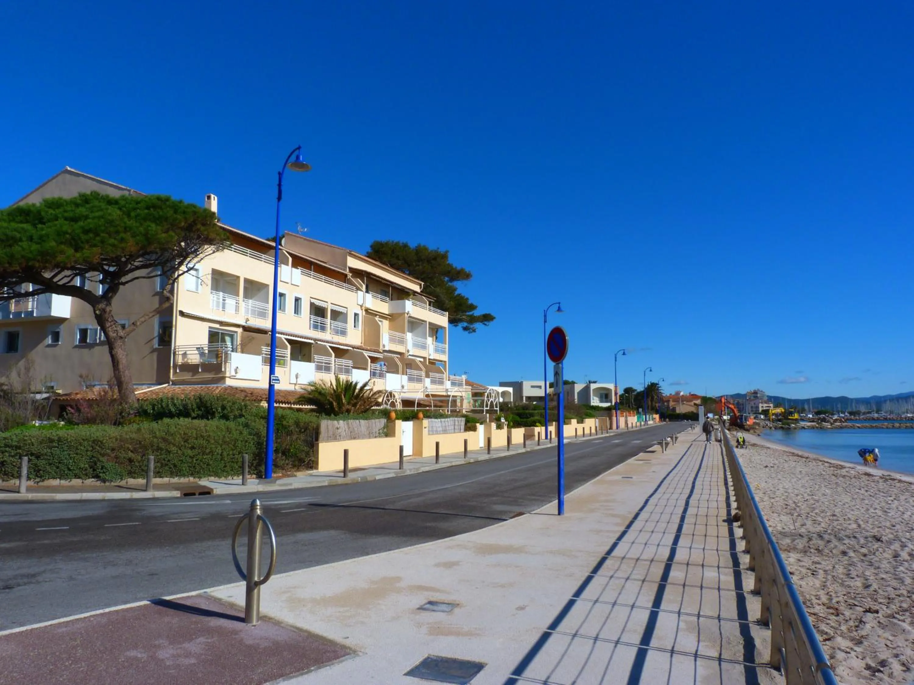 Facade/entrance in Résidence Bona vue mer panoramique