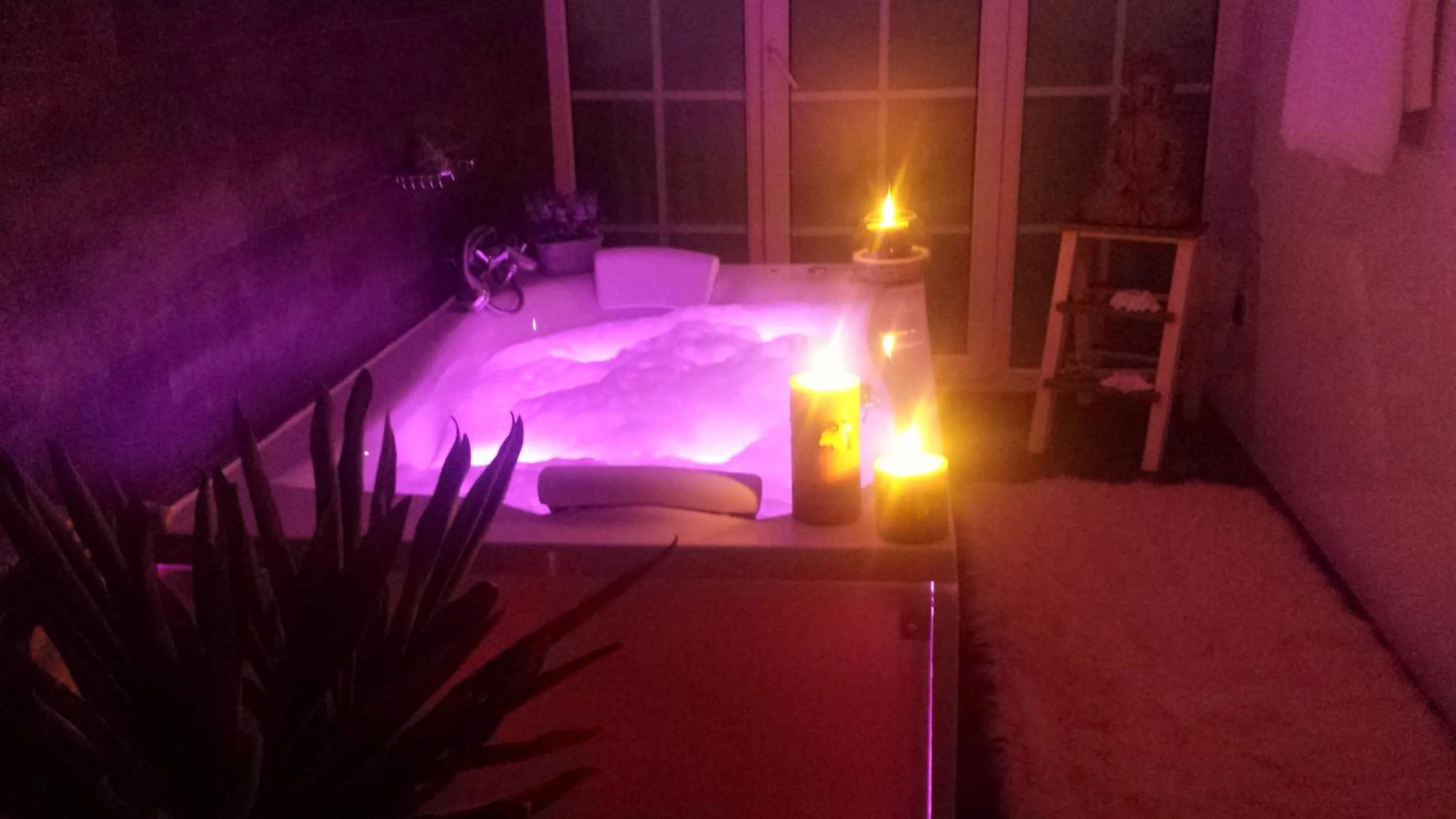 Hot Tub in Hotel Viento del Norte