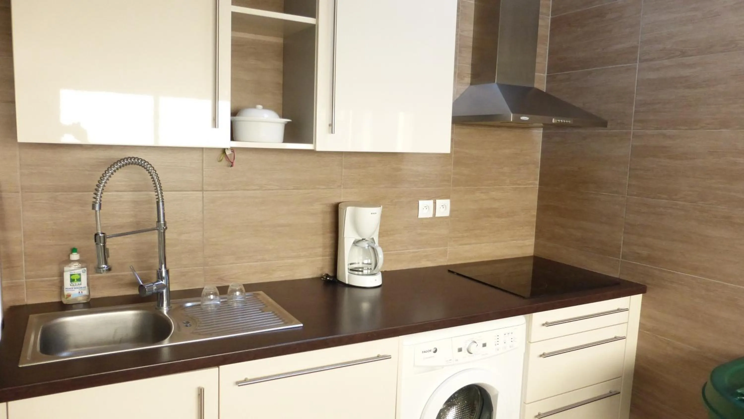Kitchen or kitchenette in Gite Notre Dame