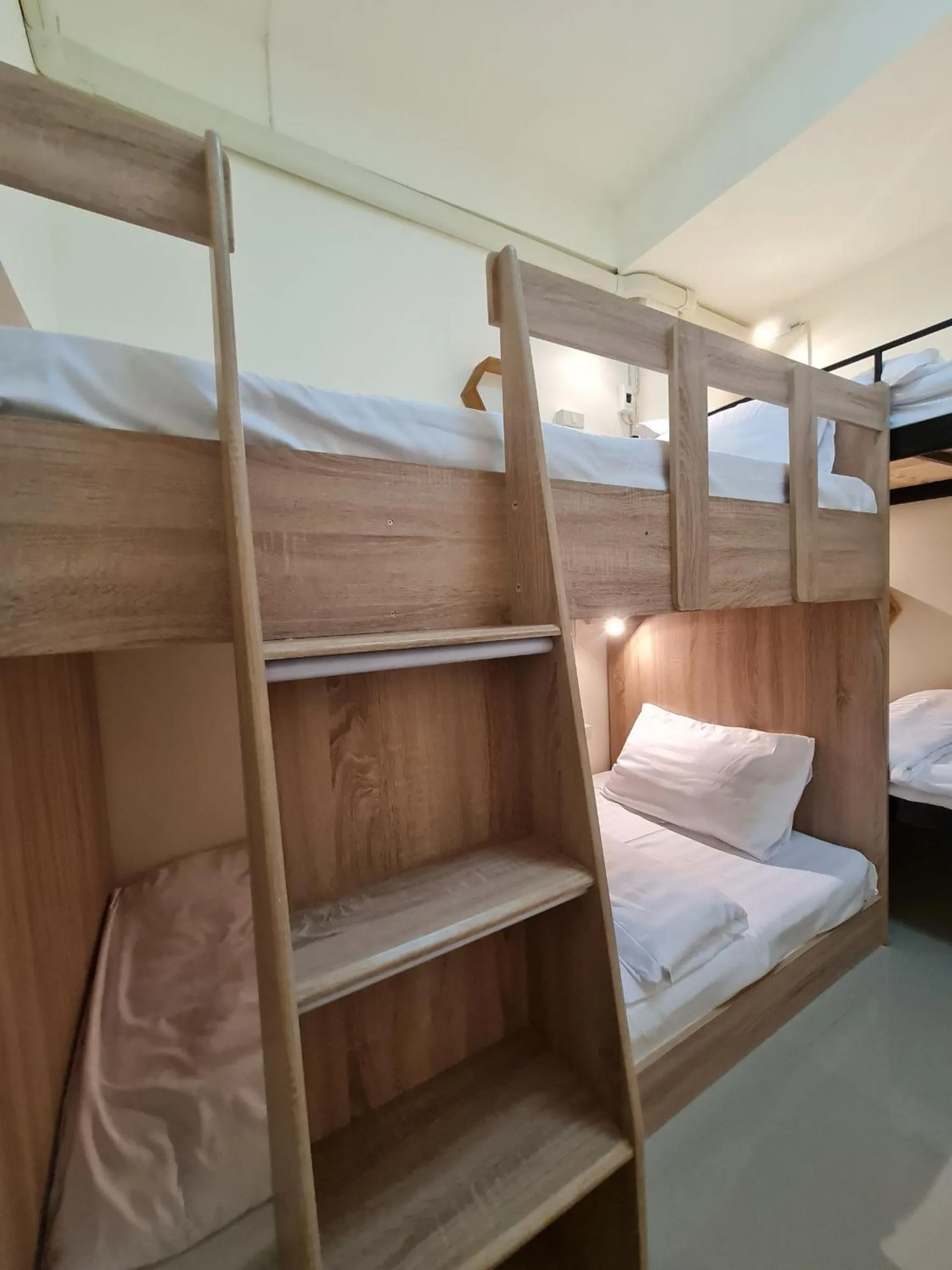 bunk bed, Bed in De Chalet