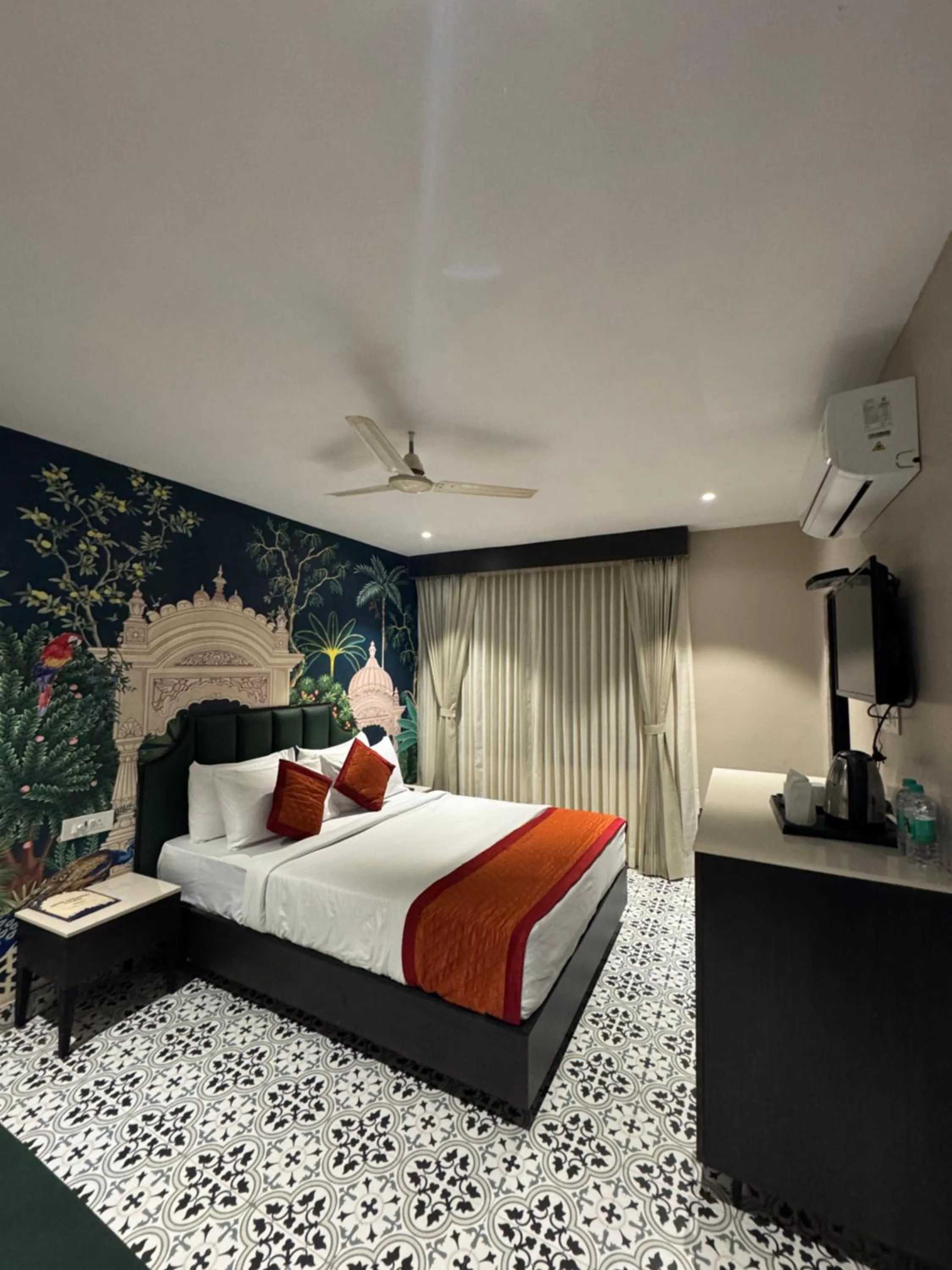 Bedroom, Bed in Hotel Raghuraj palace