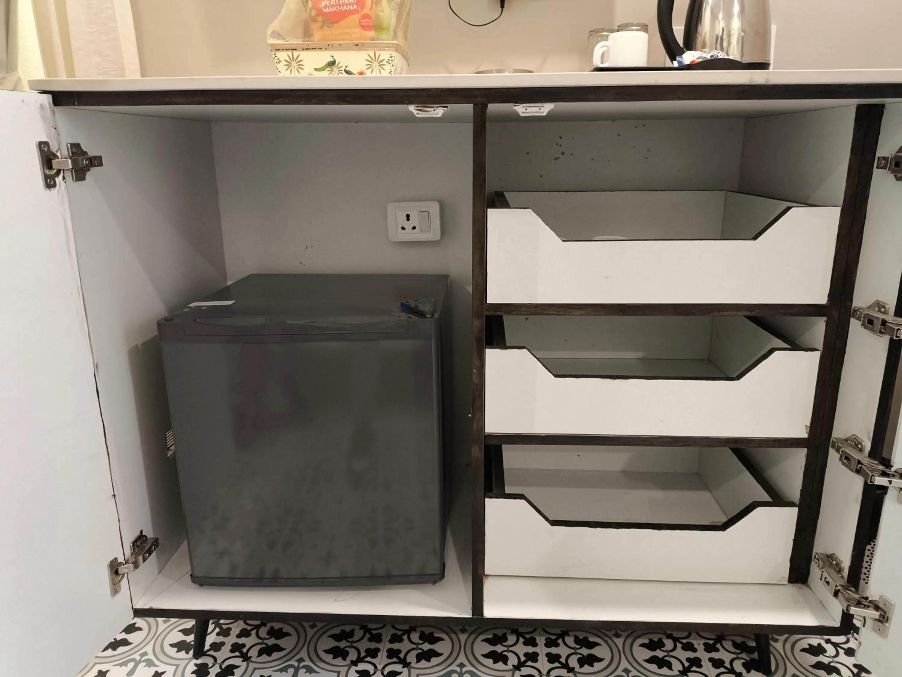 minibar in Hotel Raghuraj palace