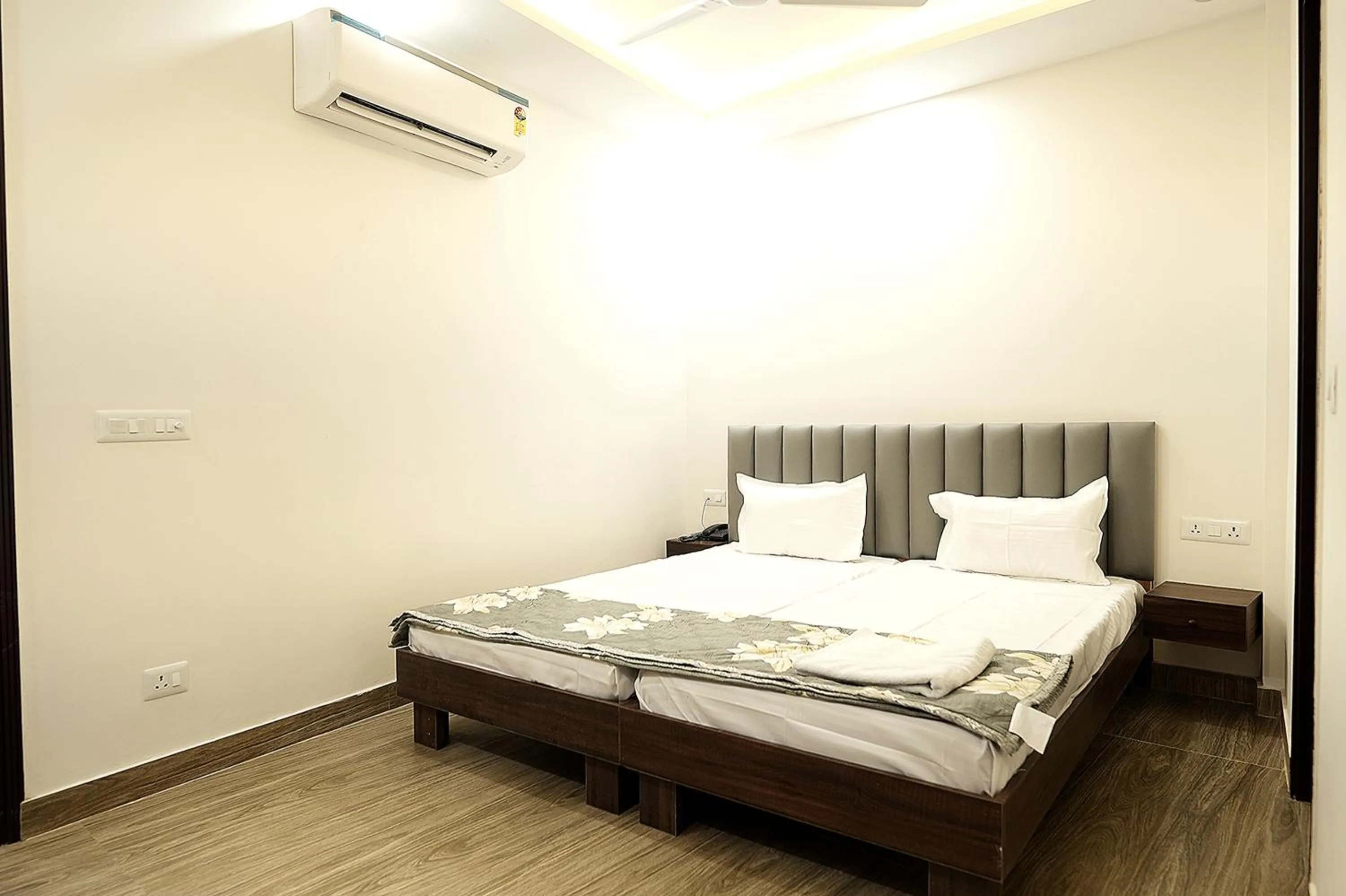 Bed in Hotel Sunrise Ecostay