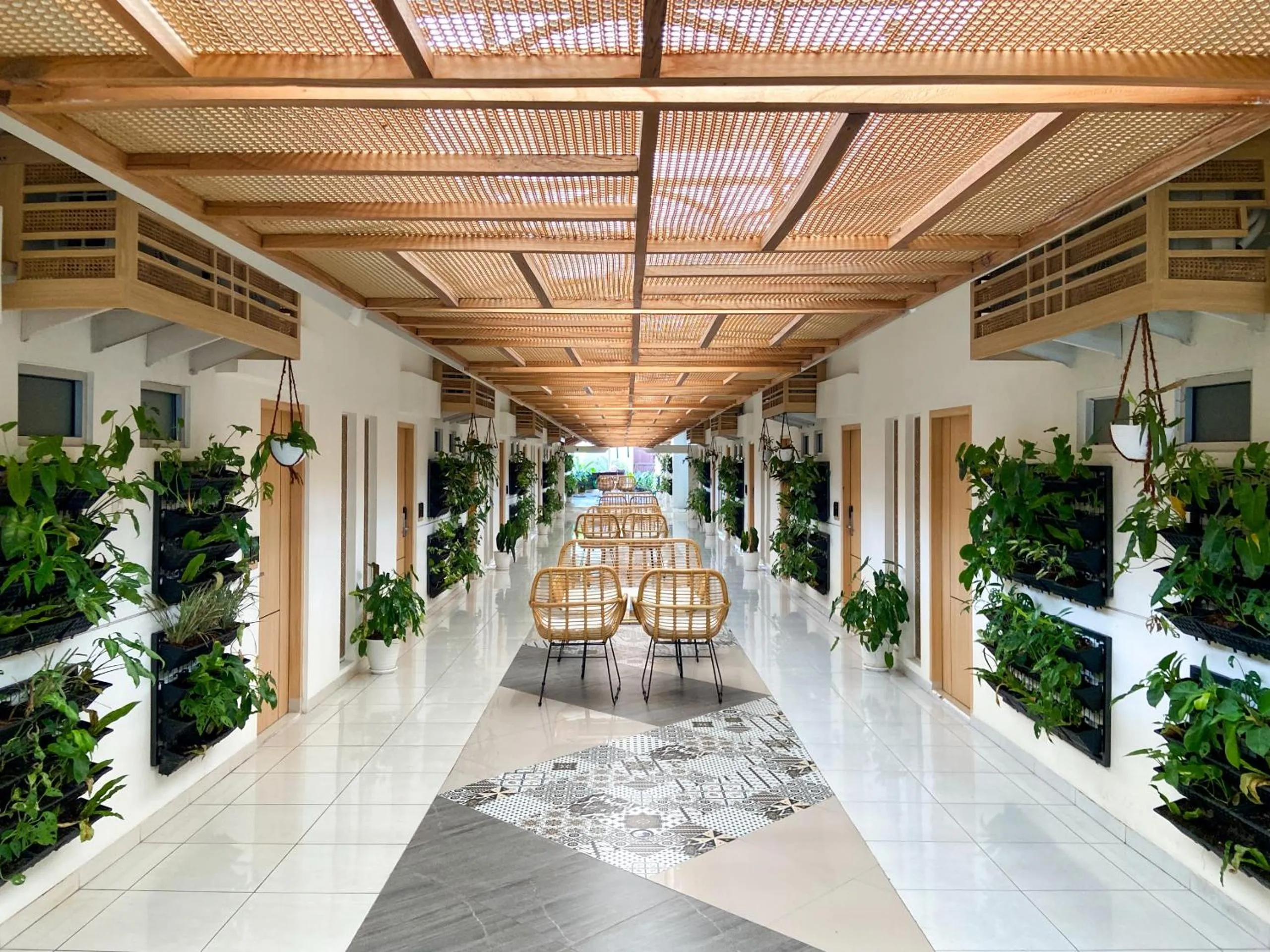 Lobby or reception in Masri Living by Daphna Management