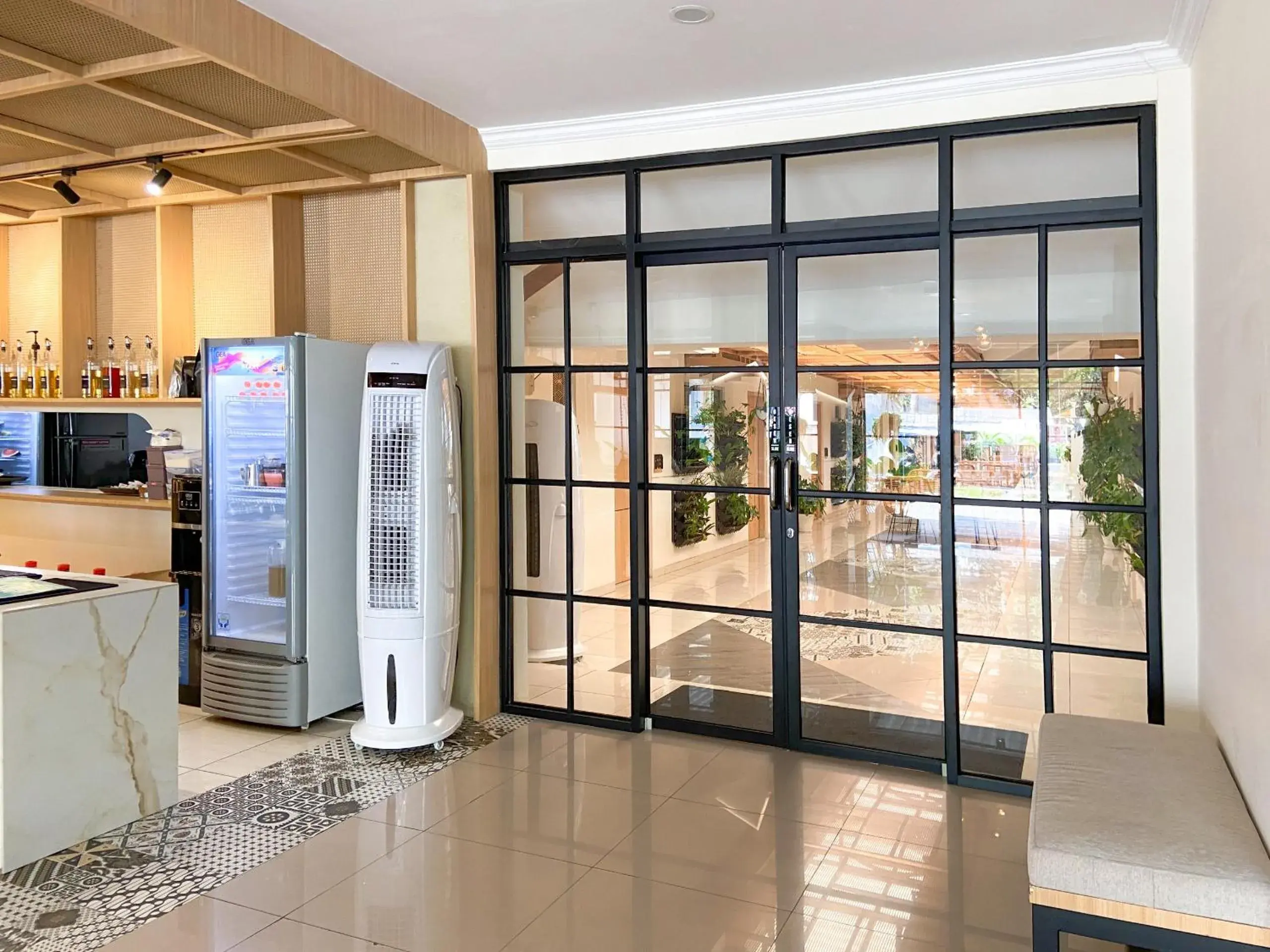 Restaurant/places to eat in Masri Living by Daphna Management Restaurant/places to eat in Masri Living by Daphna Management