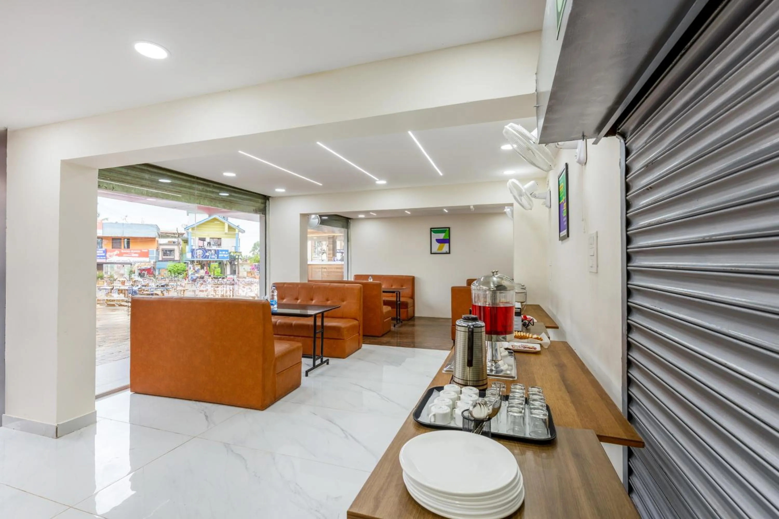 Restaurant/places to eat in Treebo Sky City Grand, 5 Min From Mangalore Airport