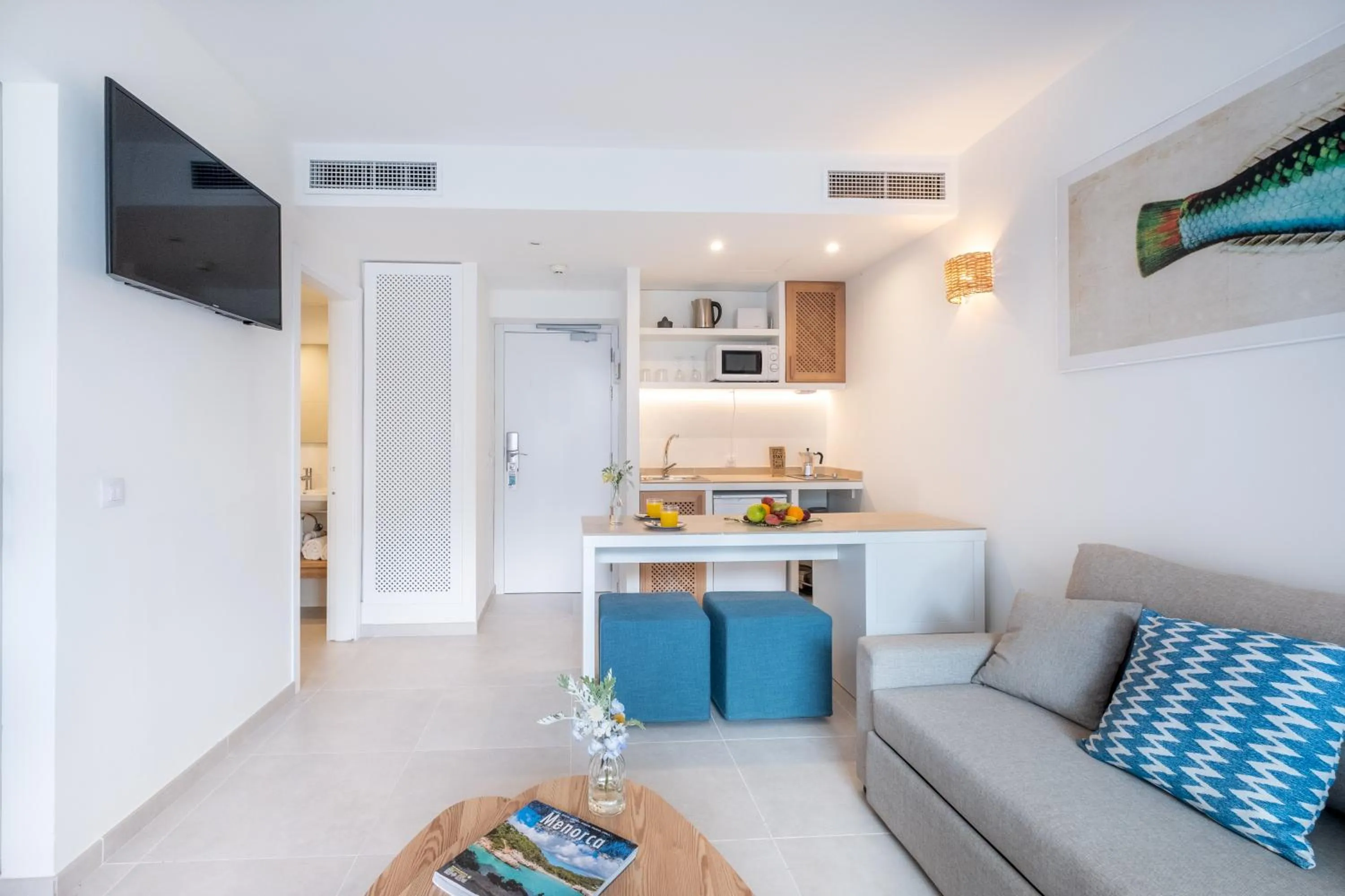 Kitchen or kitchenette in FERGUS Style Carema Beach