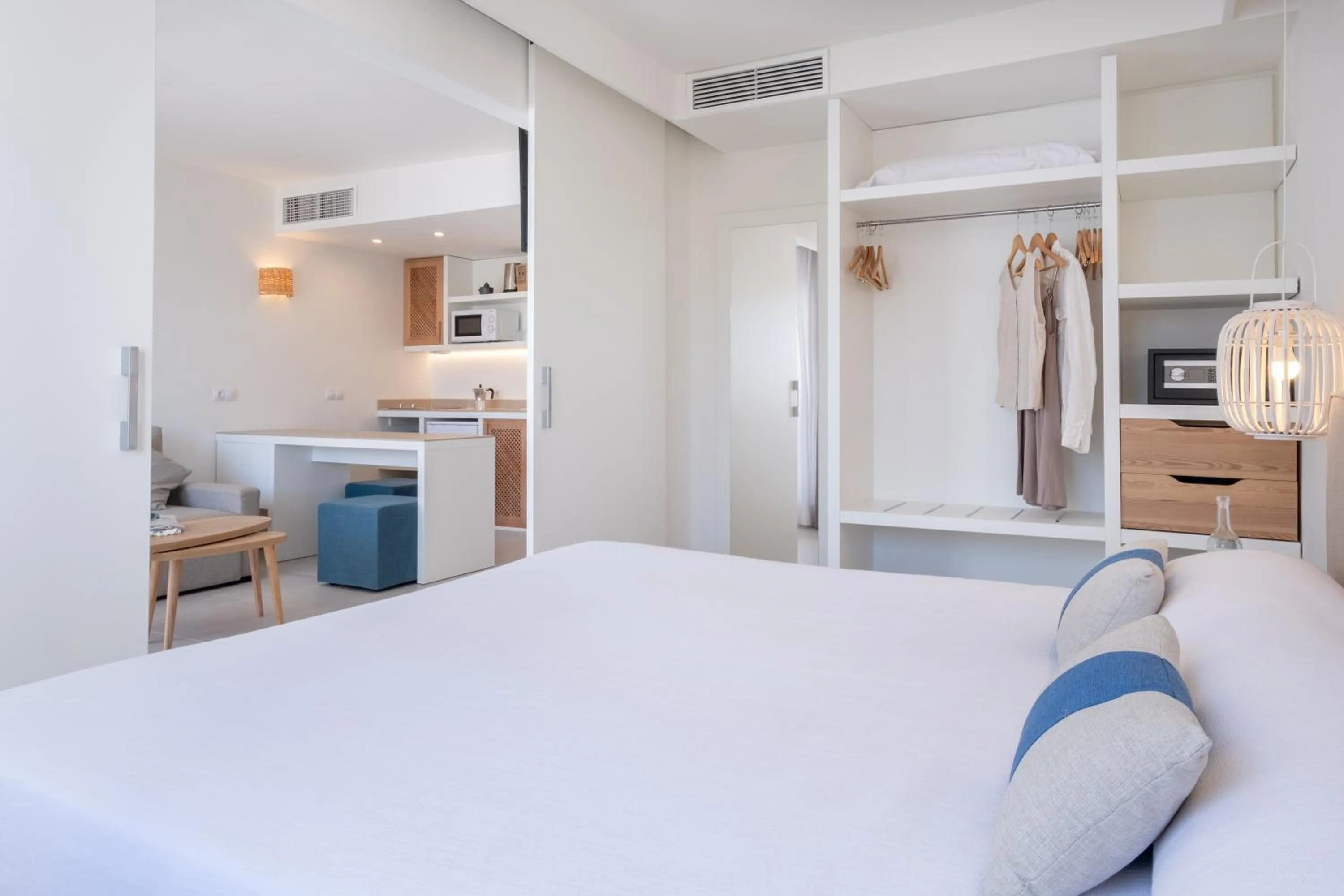 Bedroom, Bed in FERGUS Style Carema Beach