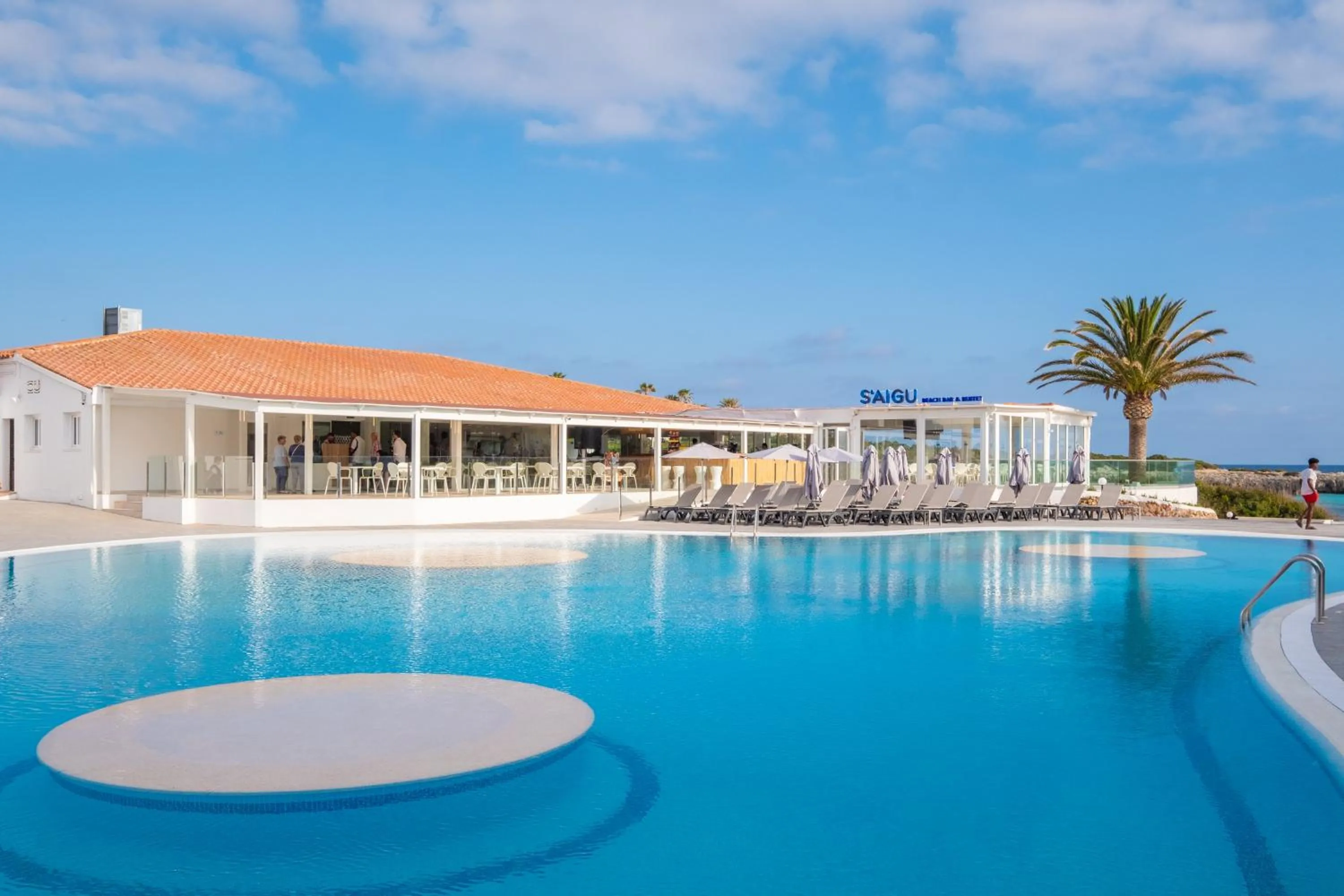 Swimming pool in FERGUS Style Carema Beach