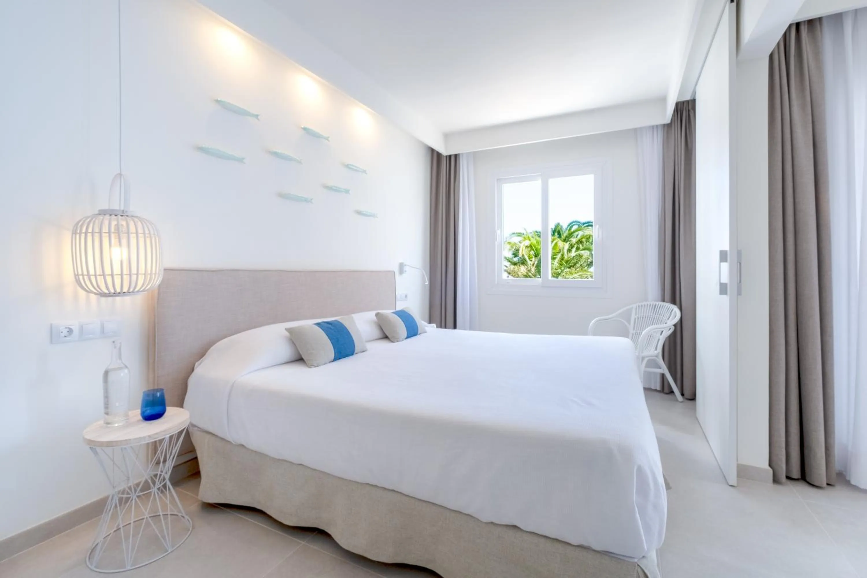 Bedroom, Bed in FERGUS Style Carema Beach