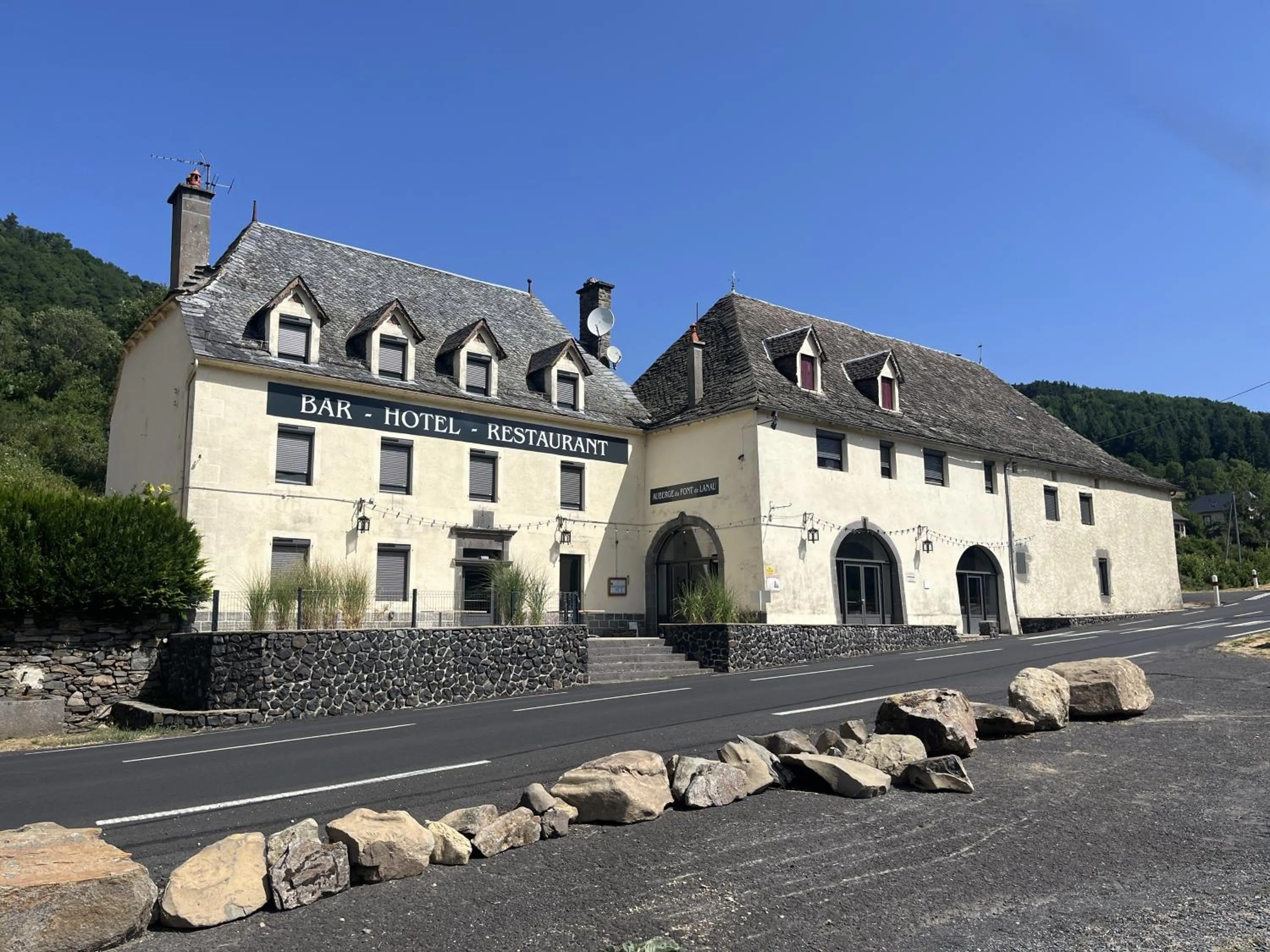 Gîte-Auberge du Pont de Lanau