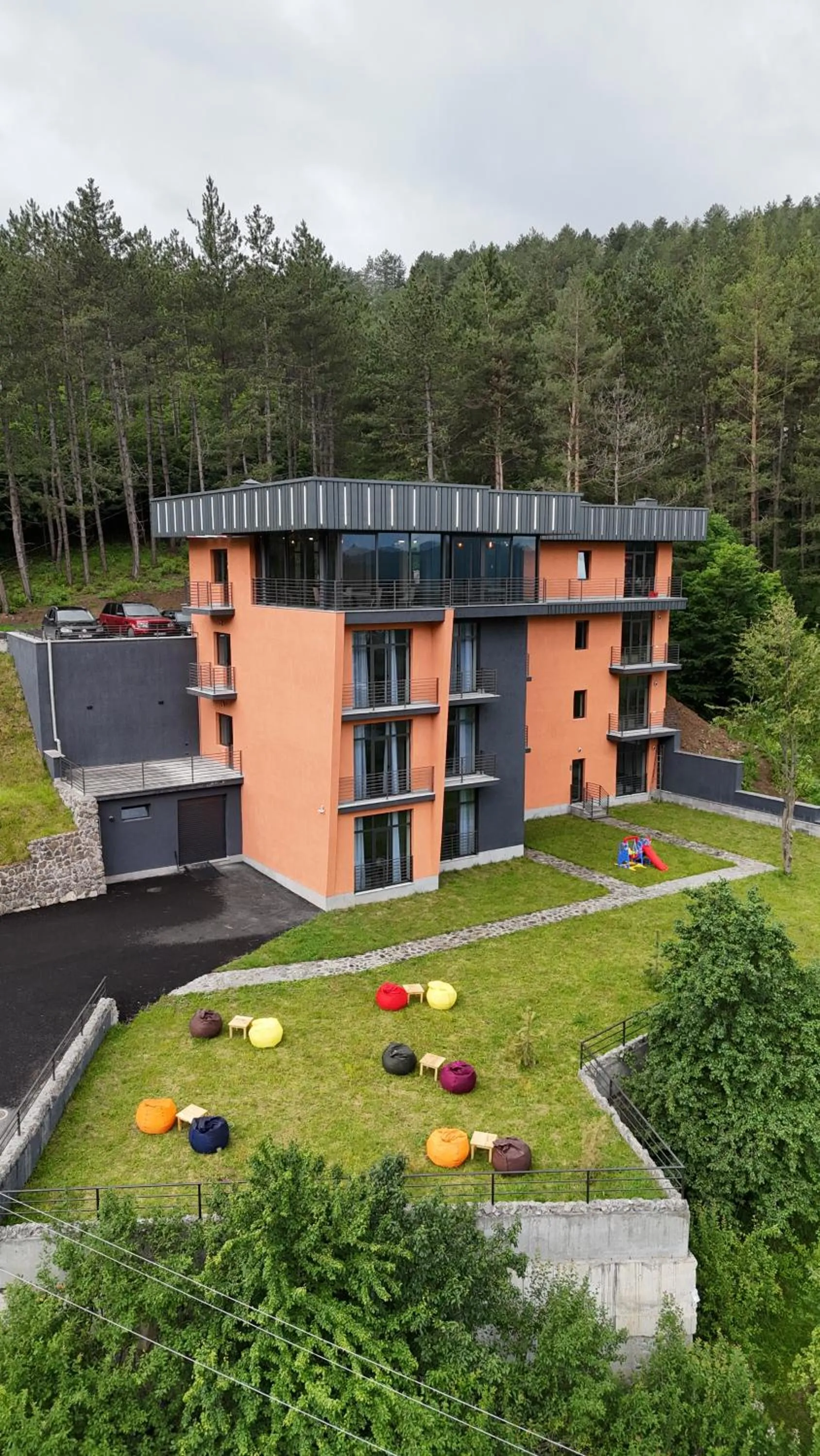 Cone Hotel Dilijan, By One
