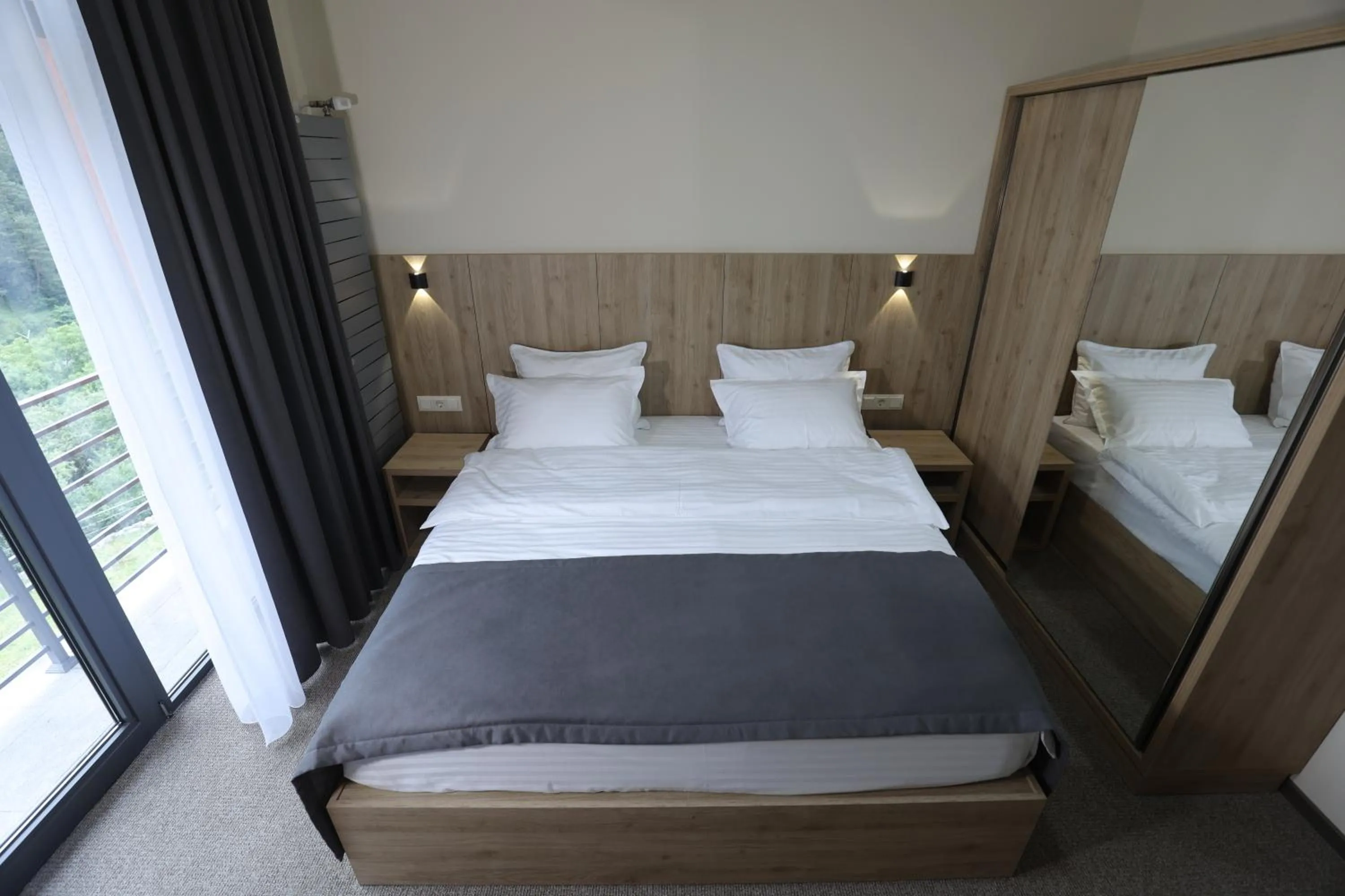Standard King Room in Cone Hotel Dilijan, By One