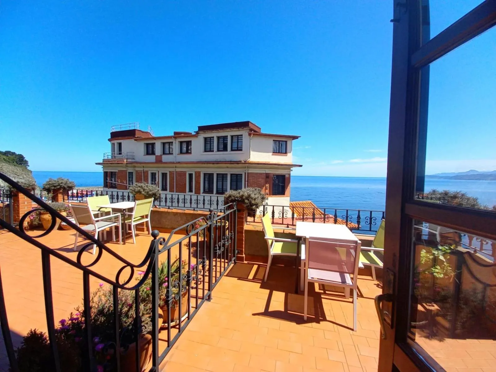 Sea view in Hotel Eutimio