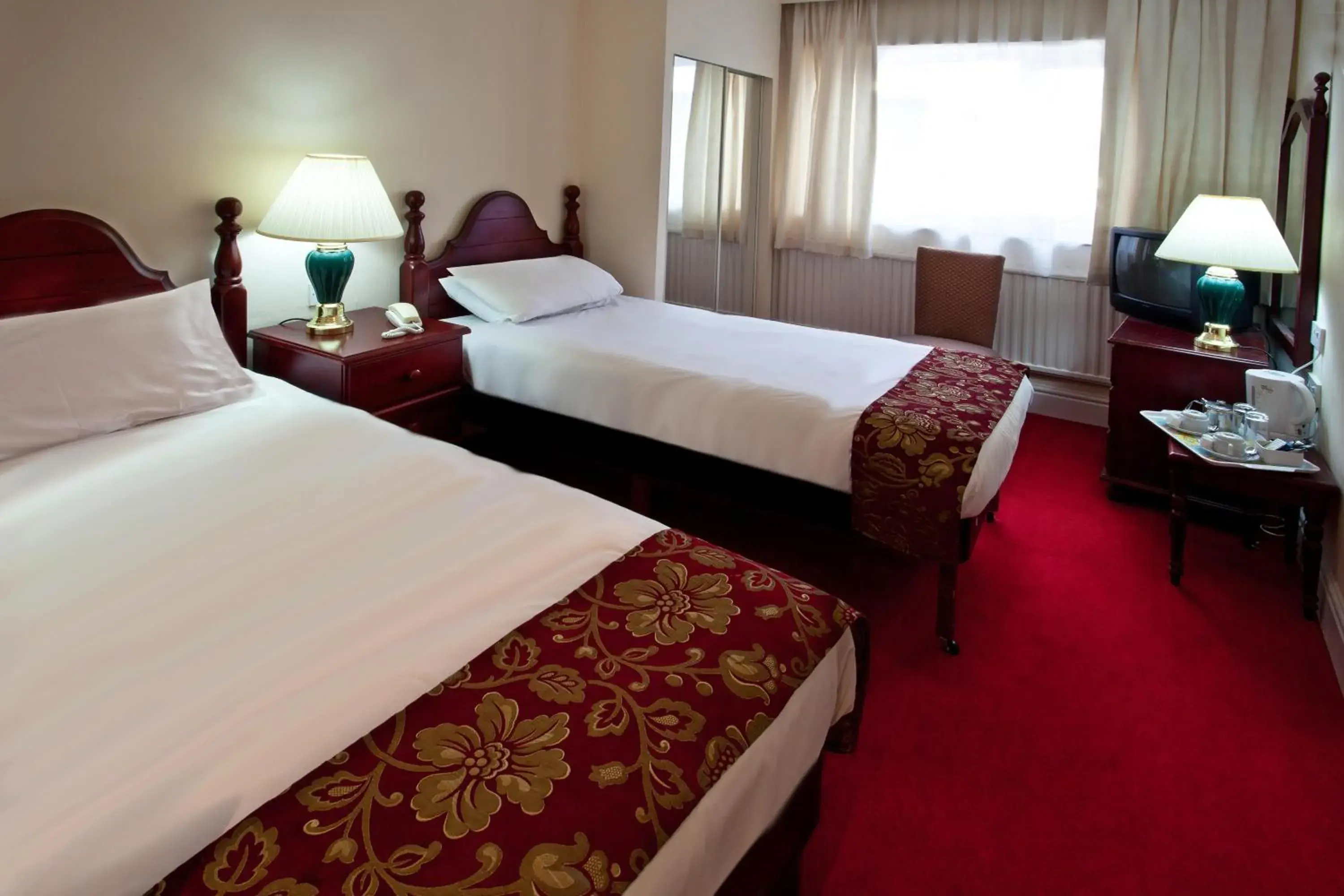 Twin Room in Britannia Hotel, Stockport Twin Room in Britannia Hotel, Stockport