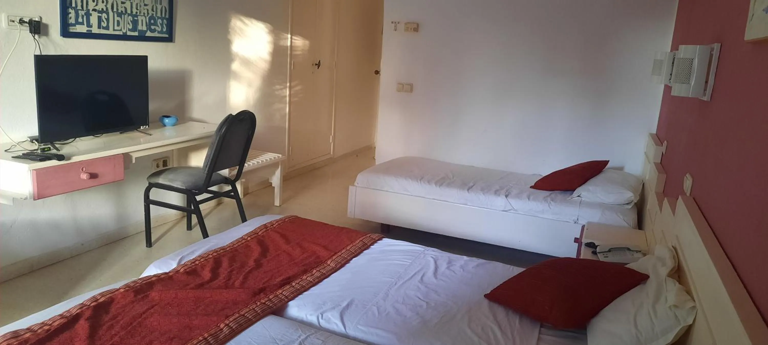 Bedroom, Bed in Dar Salem