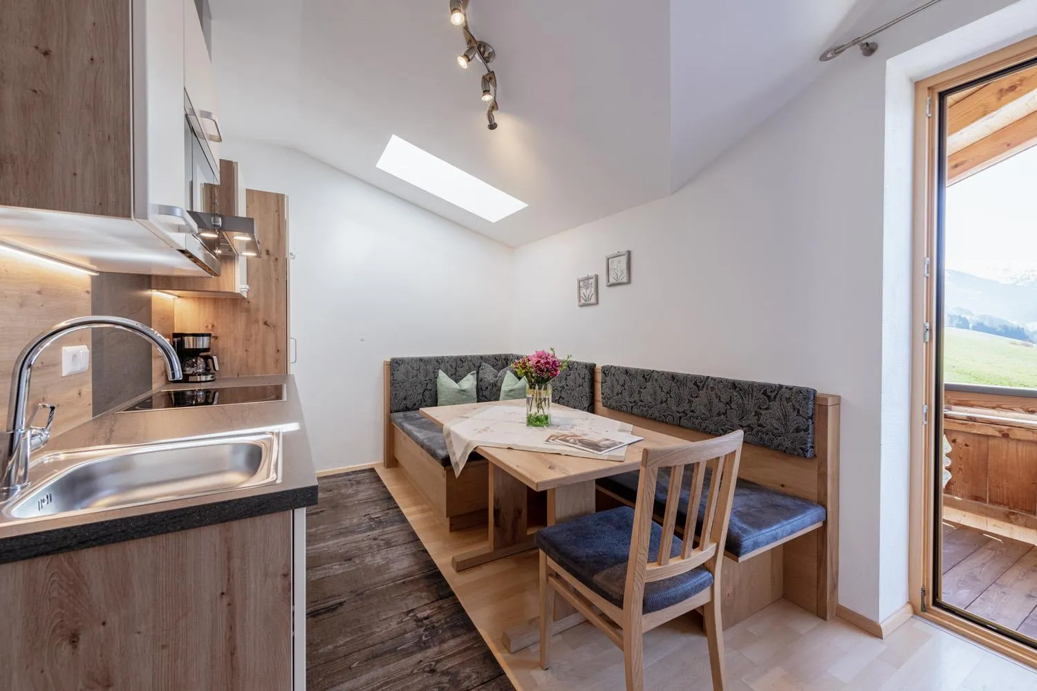Kitchen or kitchenette in Ferienpension Steiner