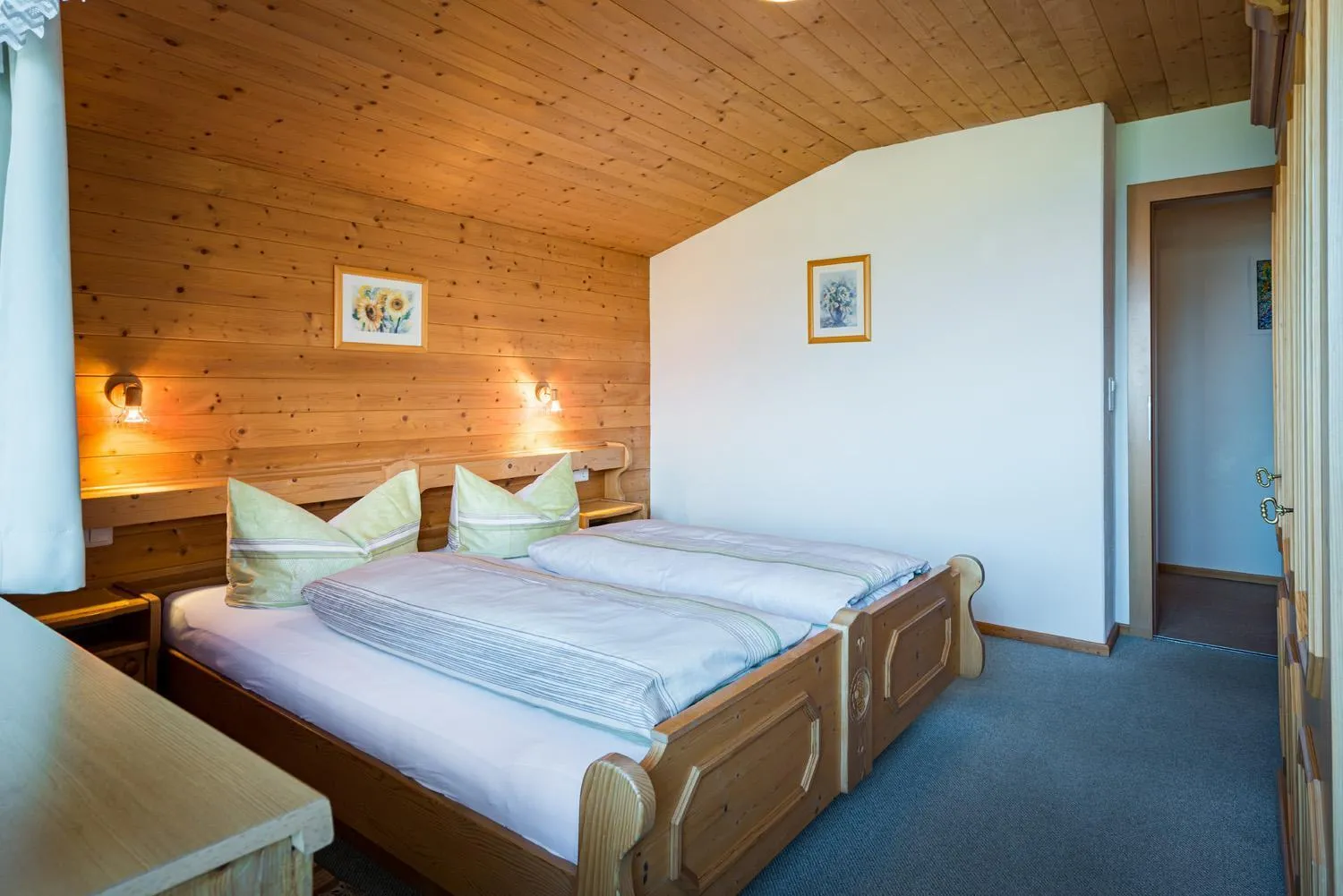 Photo of the whole room, Bed in Ferienpension Steiner