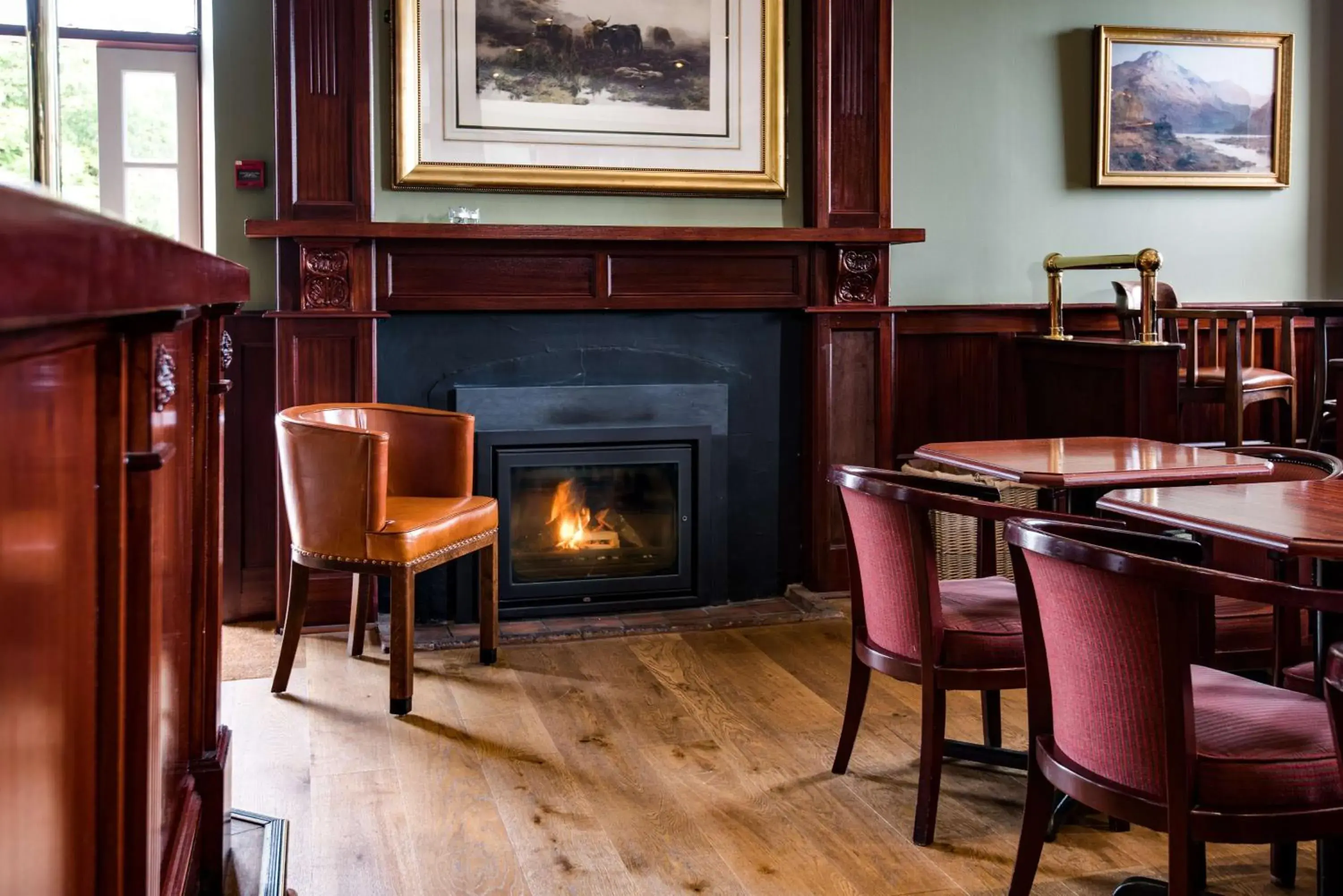 Lounge or bar in The Inveraray Inn, BW Signature Collection Lounge or bar in The Inveraray Inn, BW Signature Collection