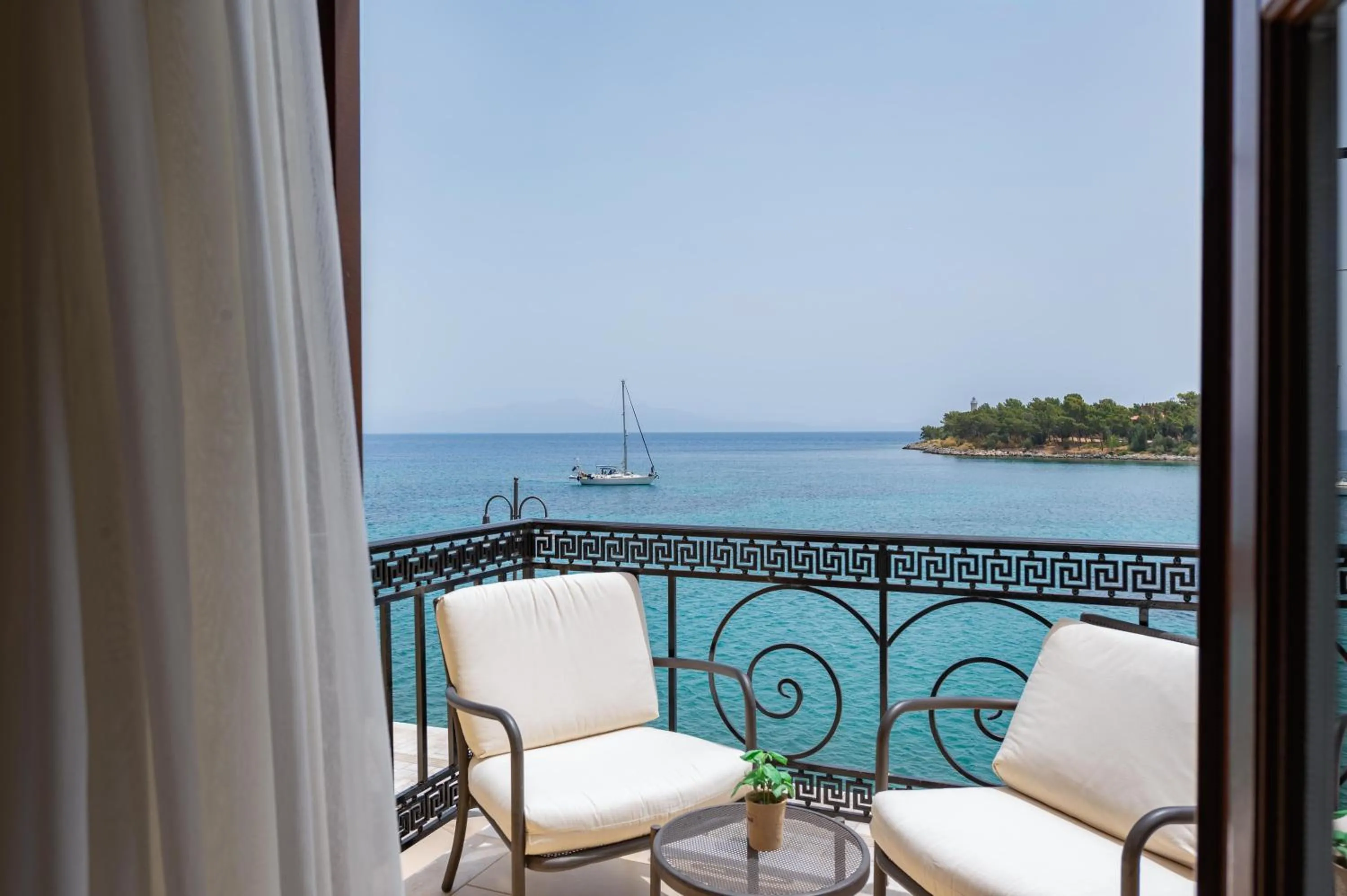 La Boheme Hotel