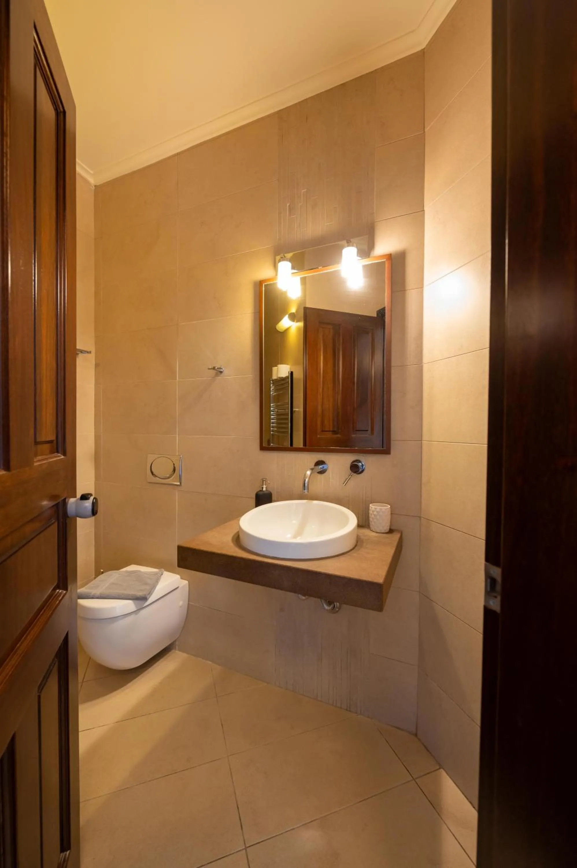 La Boheme Hotel