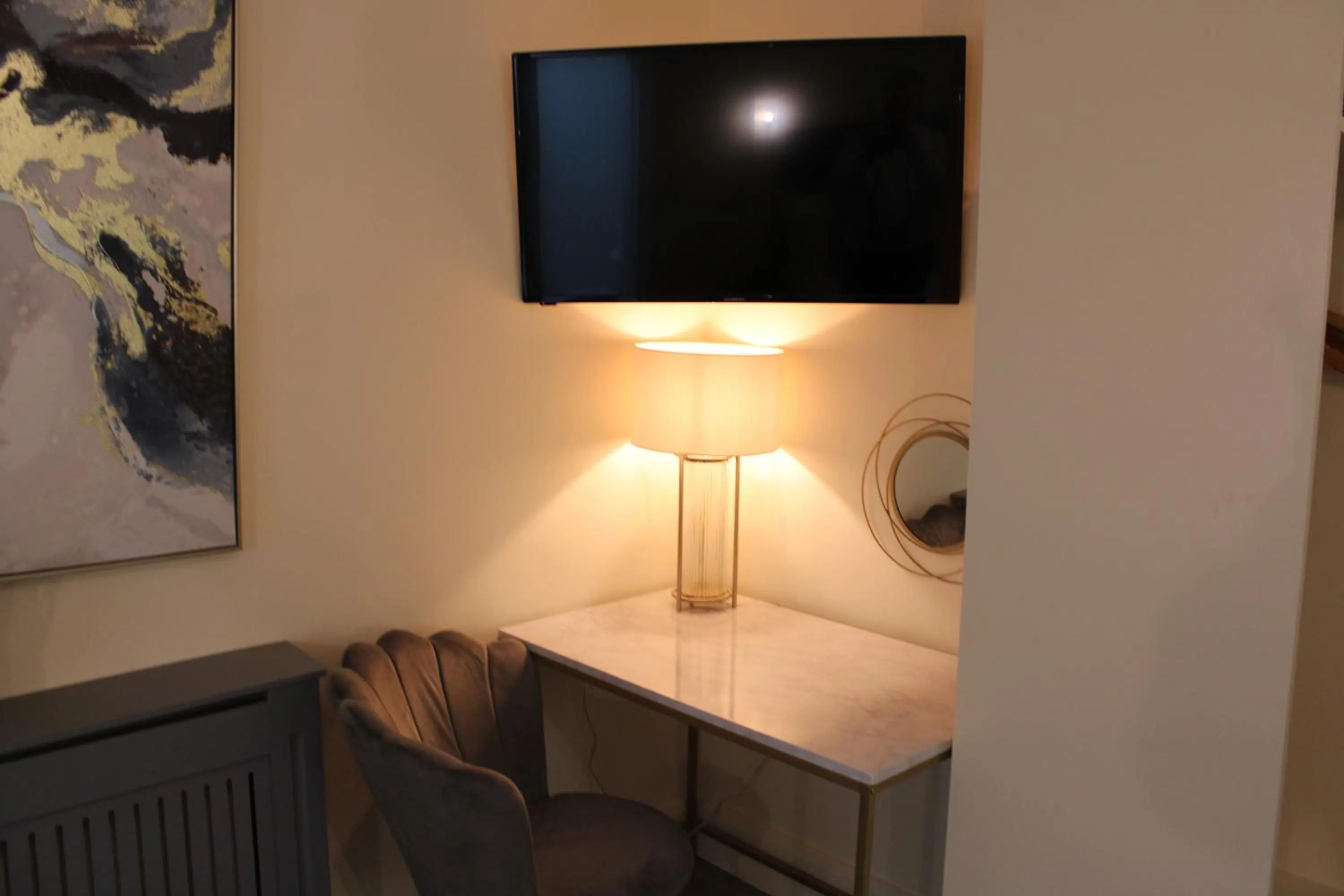 Bedroom in Kildare House Hotel