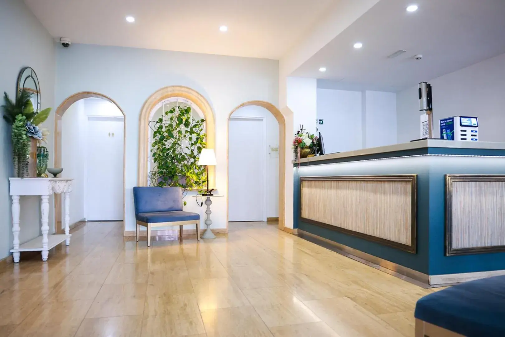 Property building in Mikes Kanarium City Hotel Property building in Mikes Kanarium City Hotel