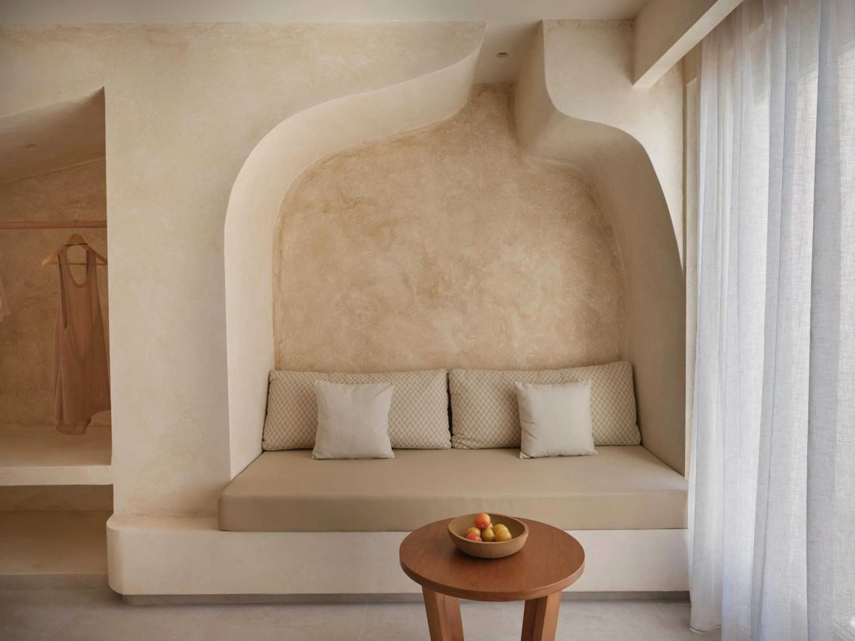 Bed in Heyday Luxury Suites