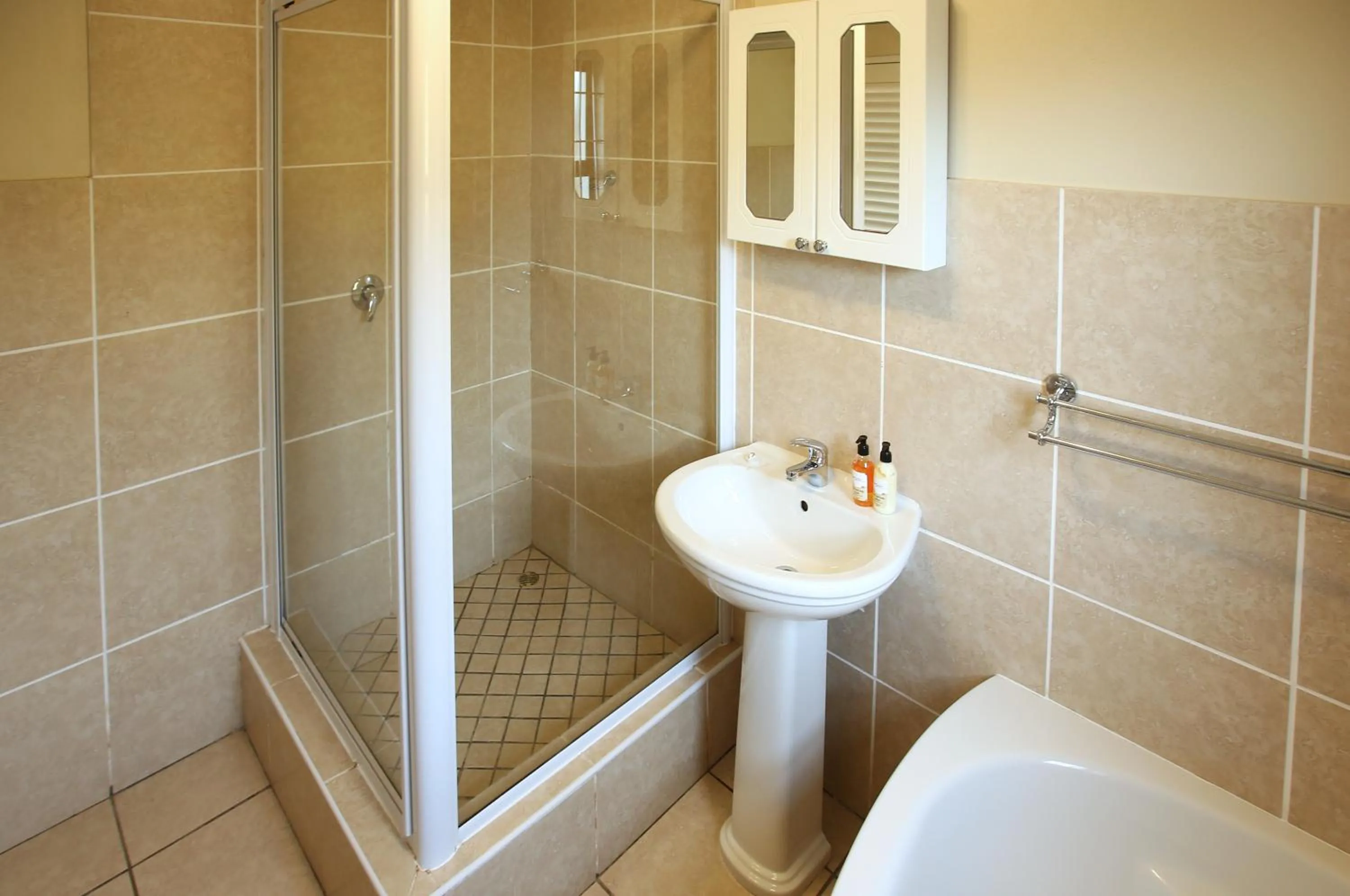 Shower in Kian's Place, Langebaan, 8-sleeper