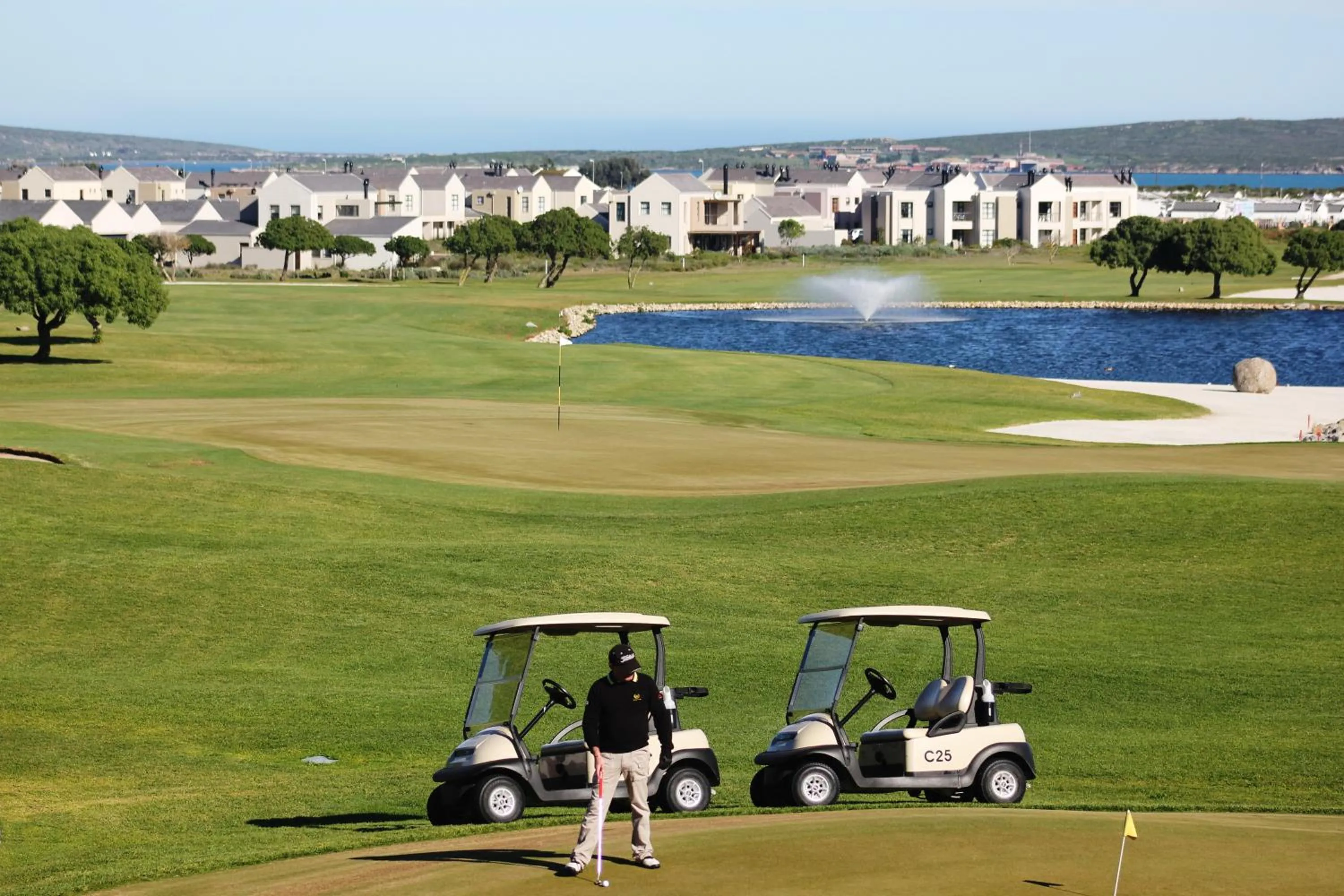 Golfcourse in Kian's Place, Langebaan, 8-sleeper
