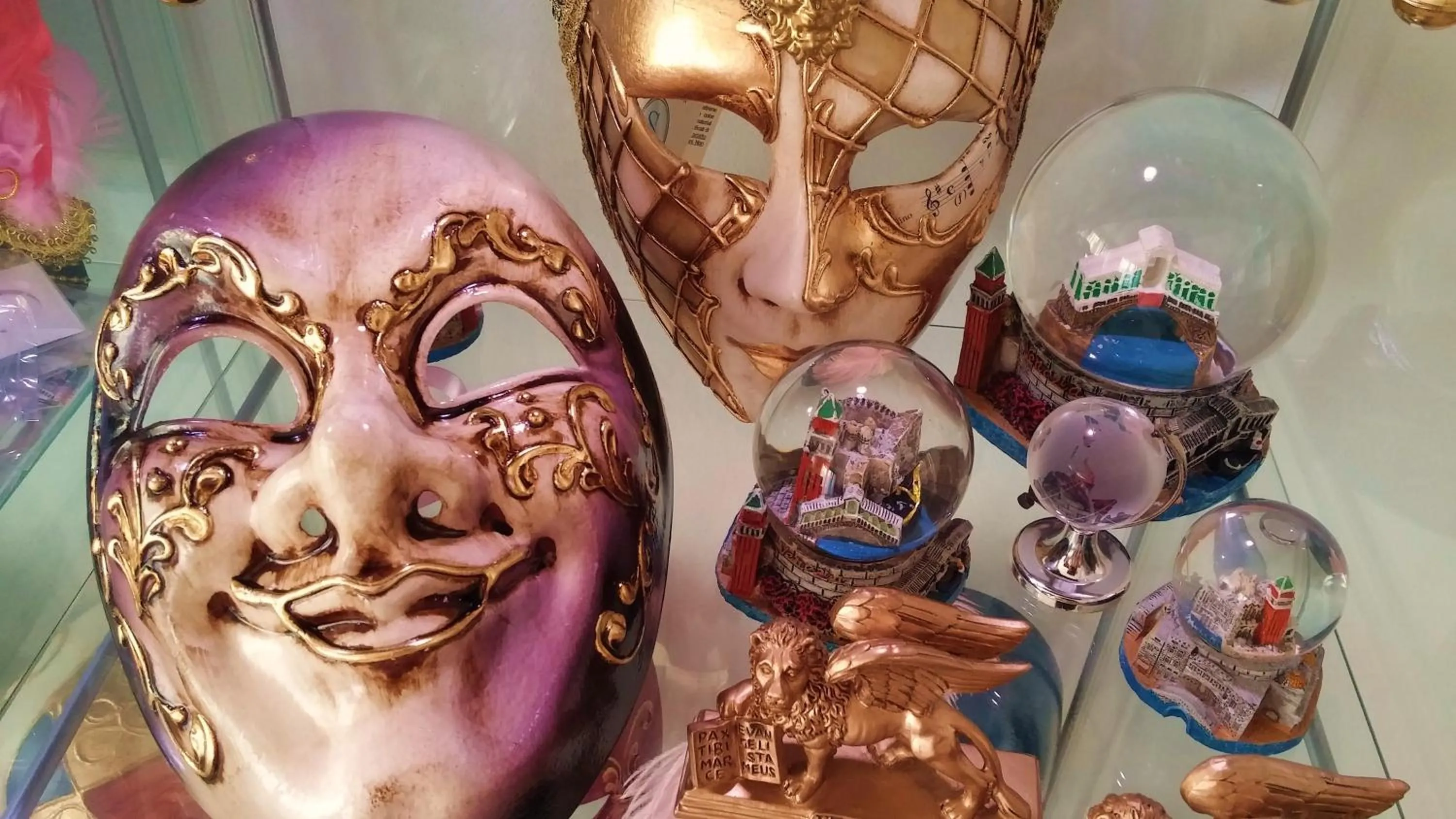 On-site shops in Dream