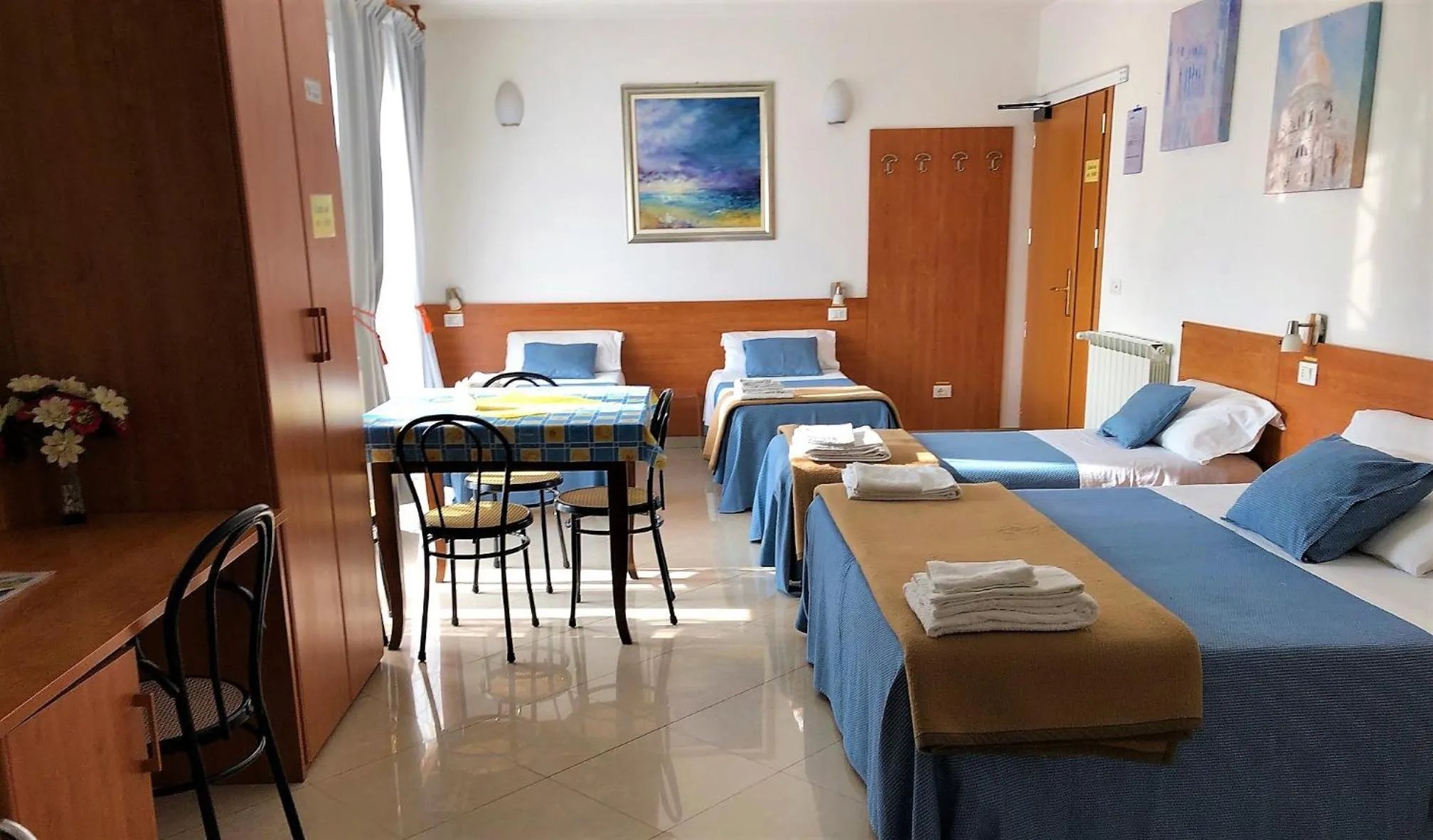 Photo of the whole room, Bed in Dream