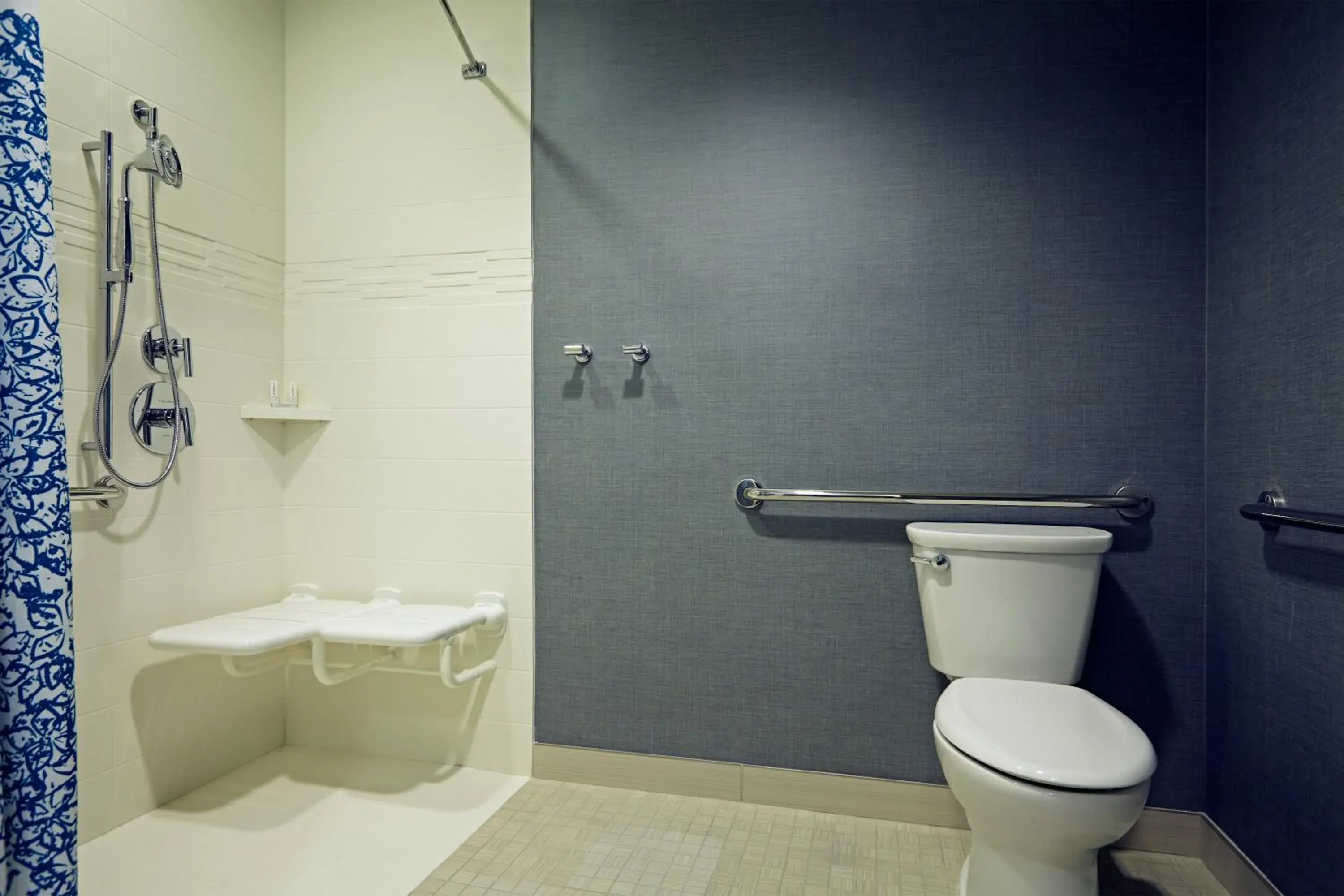 Large Studio King Room with Sofa Bed and Roll-In Shower - Mobility/Hearing Accessible in Residence Inn by Marriott Los Angeles LAX/Century Boulevard Large Studio King Room with Sofa Bed and Roll-In Shower - Mobility/Hearing Accessible in Residence Inn by Marriott Los Angeles LAX/Century Boulevard