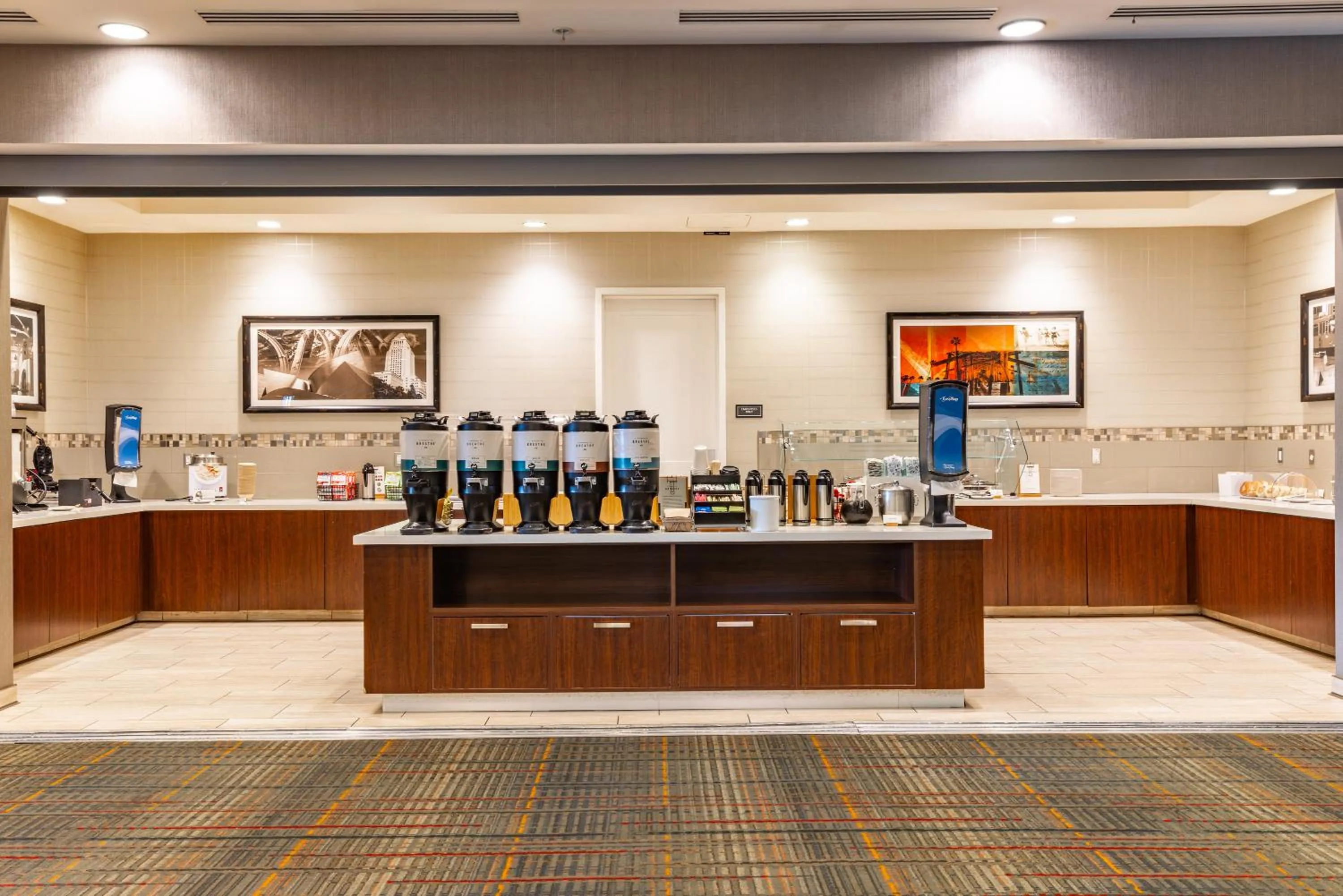 Breakfast in Residence Inn by Marriott Los Angeles LAX/Century Boulevard