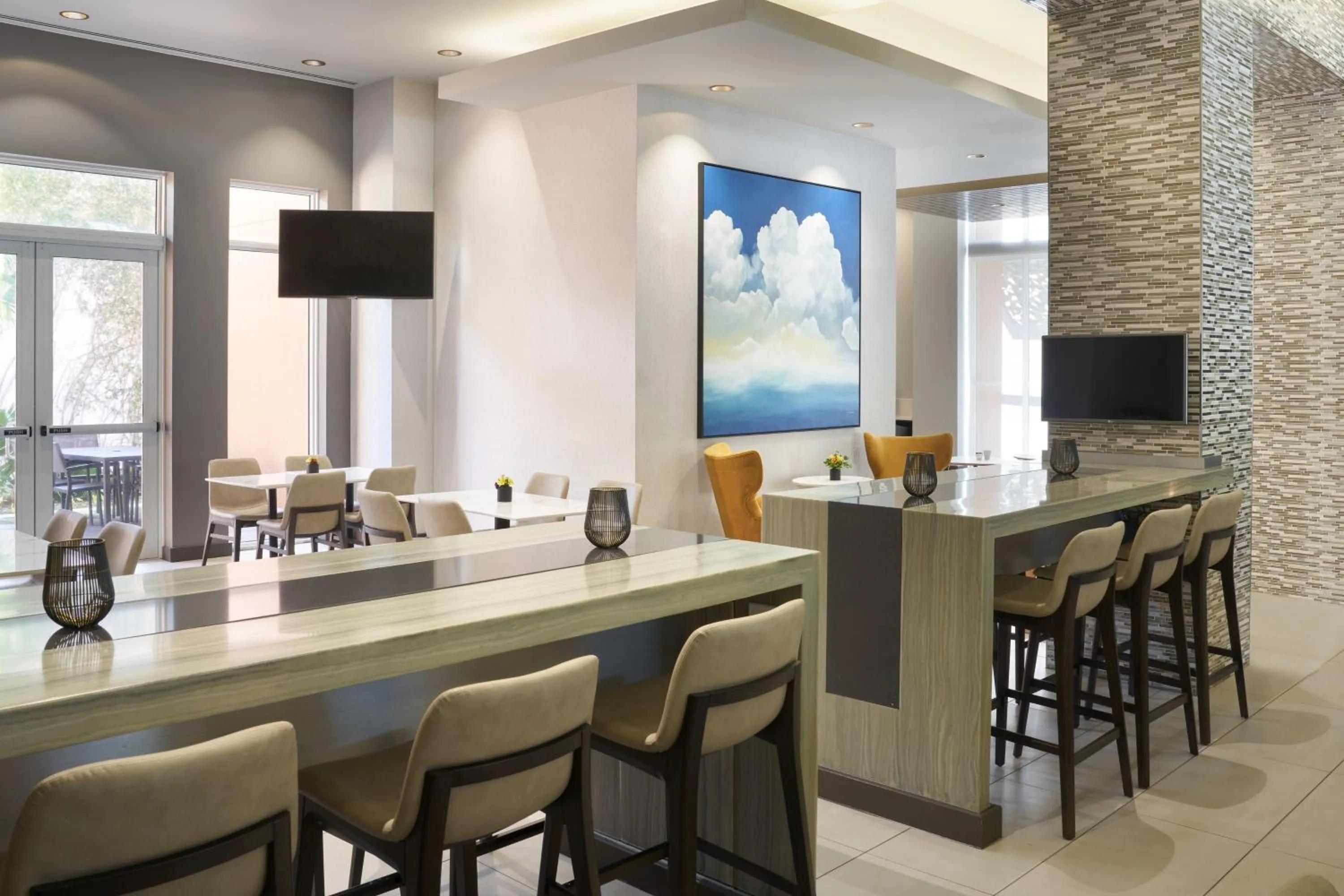 Restaurant/places to eat in Residence Inn by Marriott West Palm Beach Downtown
