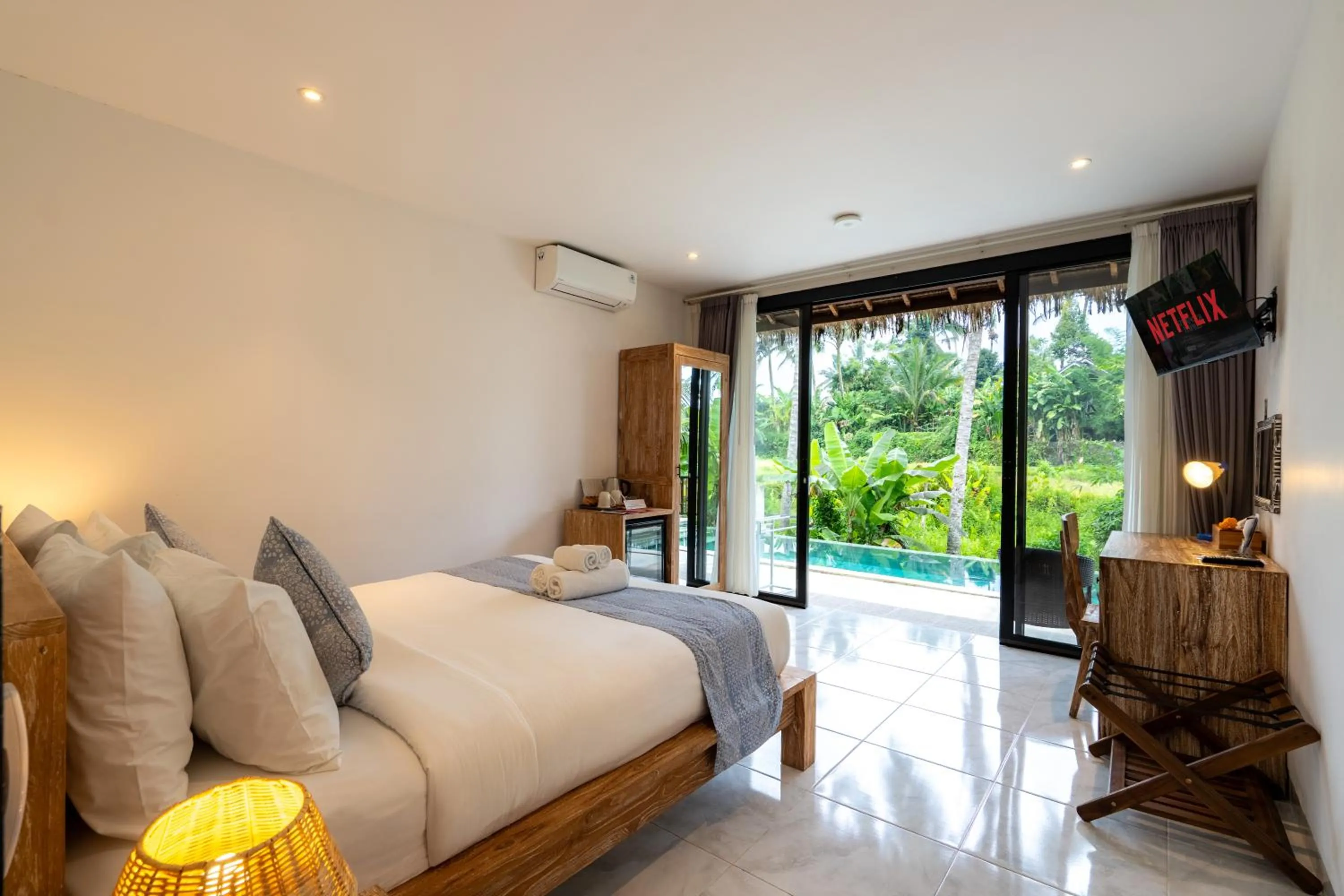 Bedroom, Bed in Bali View Ubud Hotel