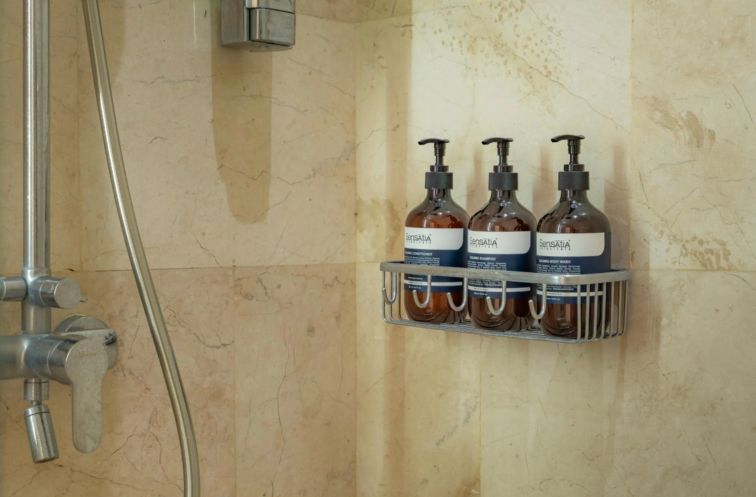 Shower in Bali View Ubud Hotel