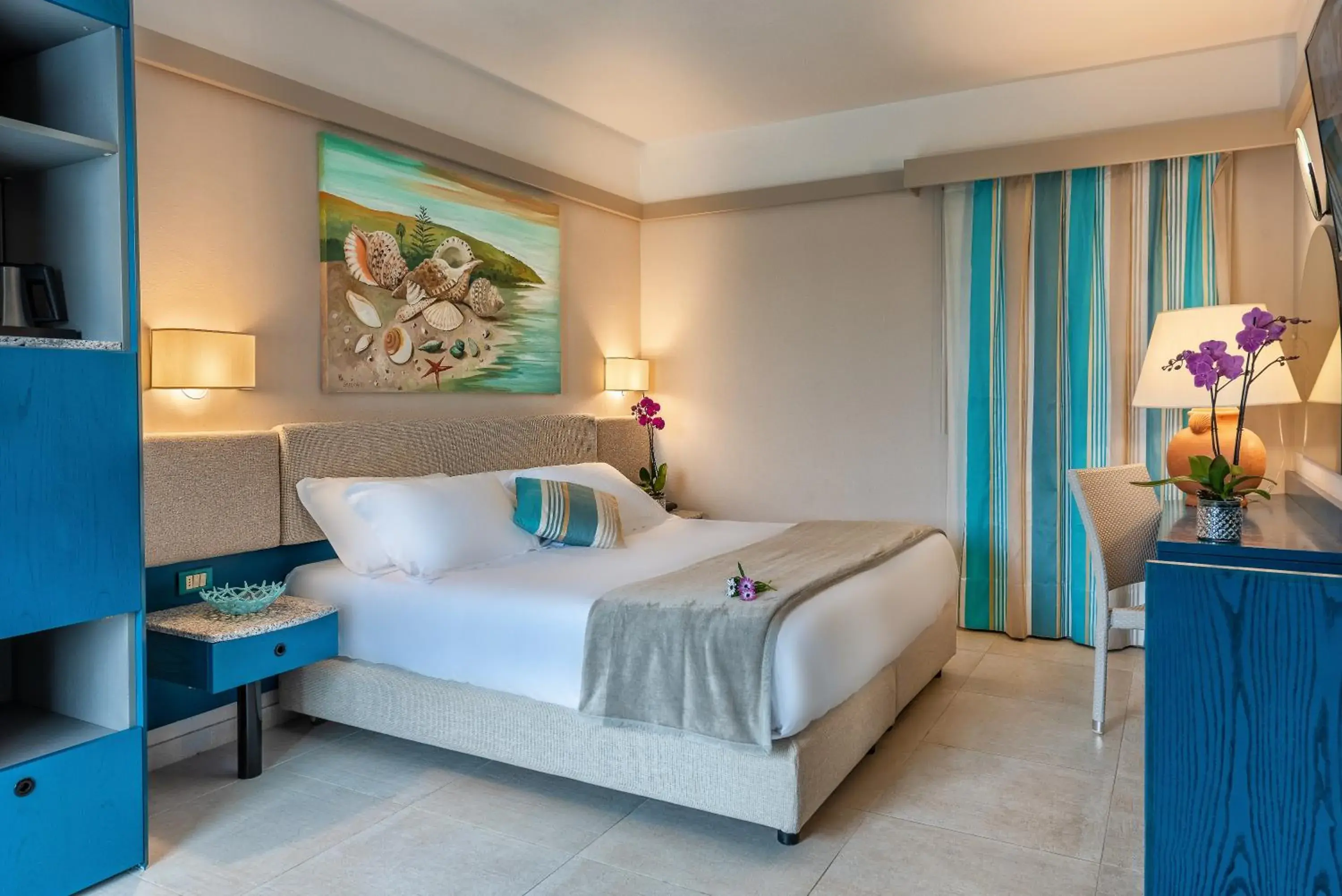 Bedroom, Bed in Acacia Marina Bedroom, Bed in Acacia Marina