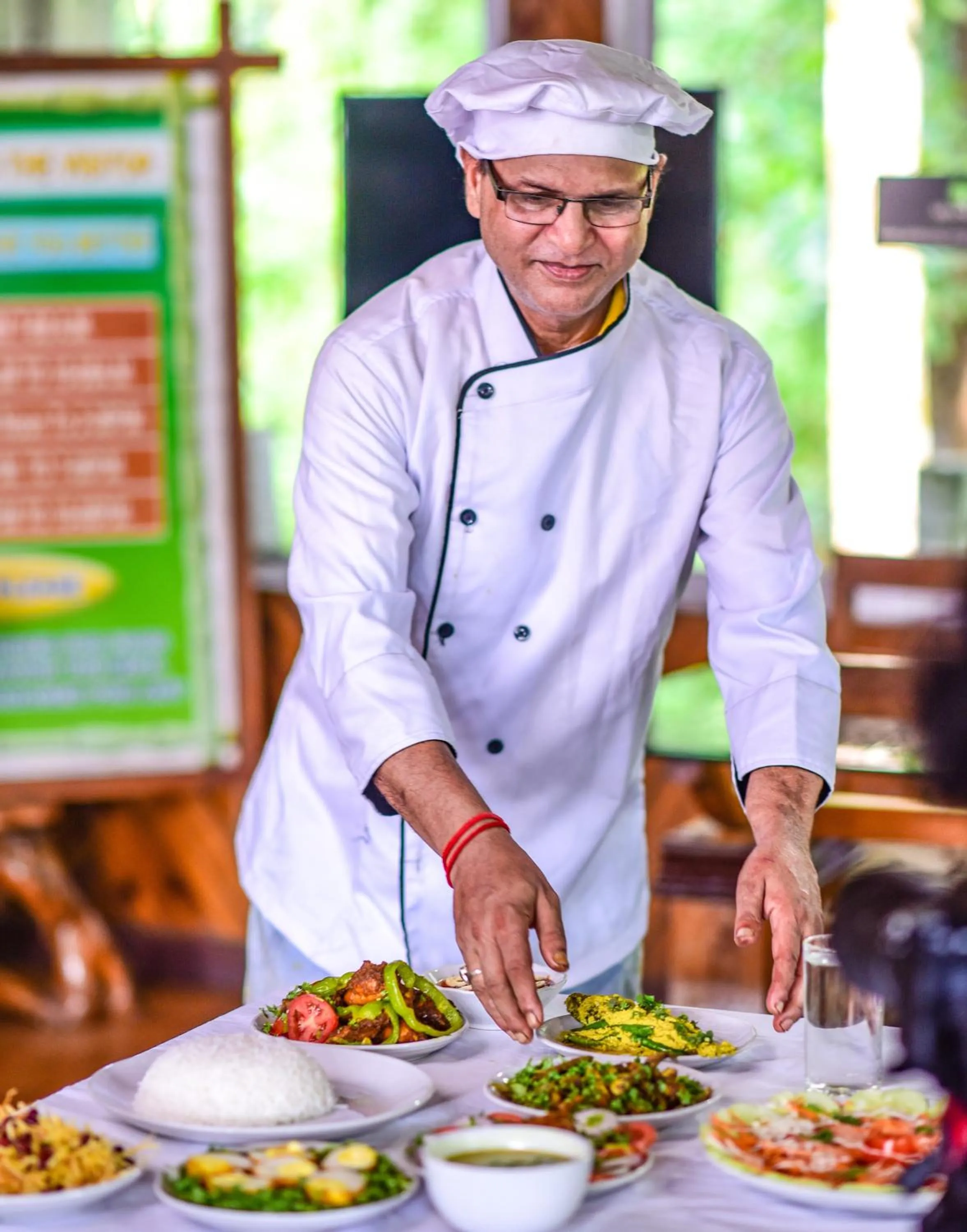 Food and drinks in Aranya Jungle Resorts