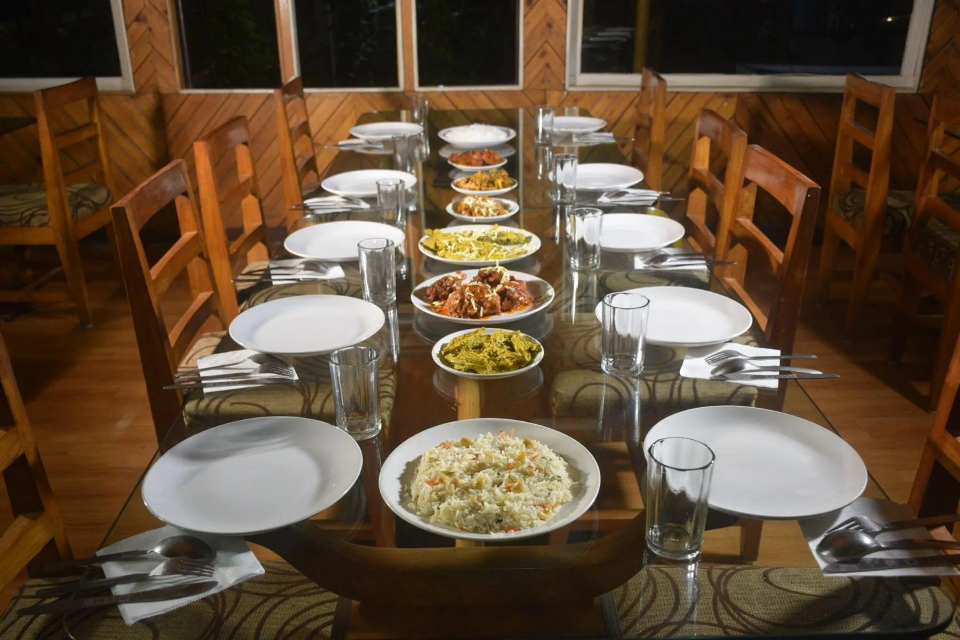 Restaurant/places to eat in Aranya Jungle Resorts