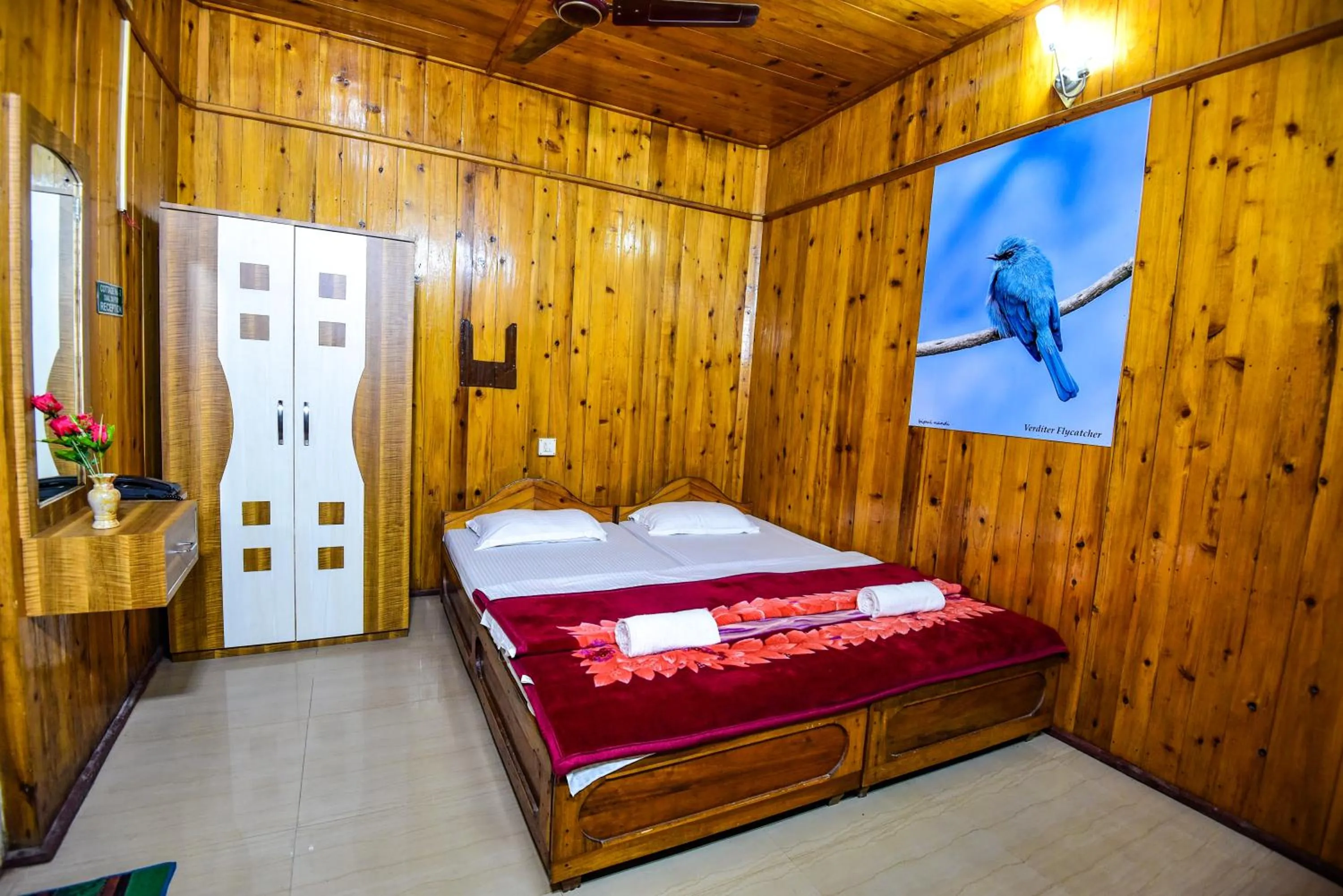 Bed in Aranya Jungle Resorts