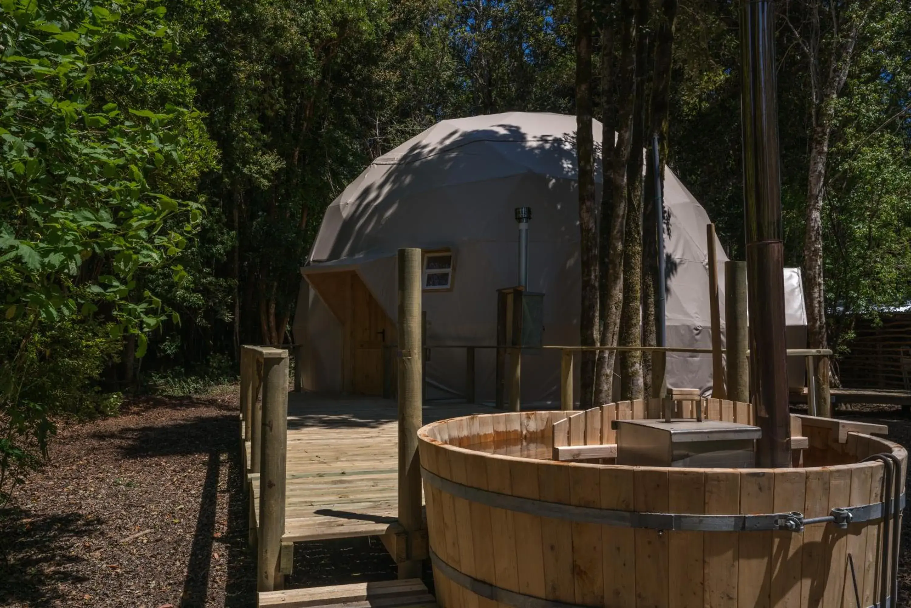 Swimming pool in Cabañas Ensenada Bosque Nativo Swimming pool in Cabañas Ensenada Bosque Nativo