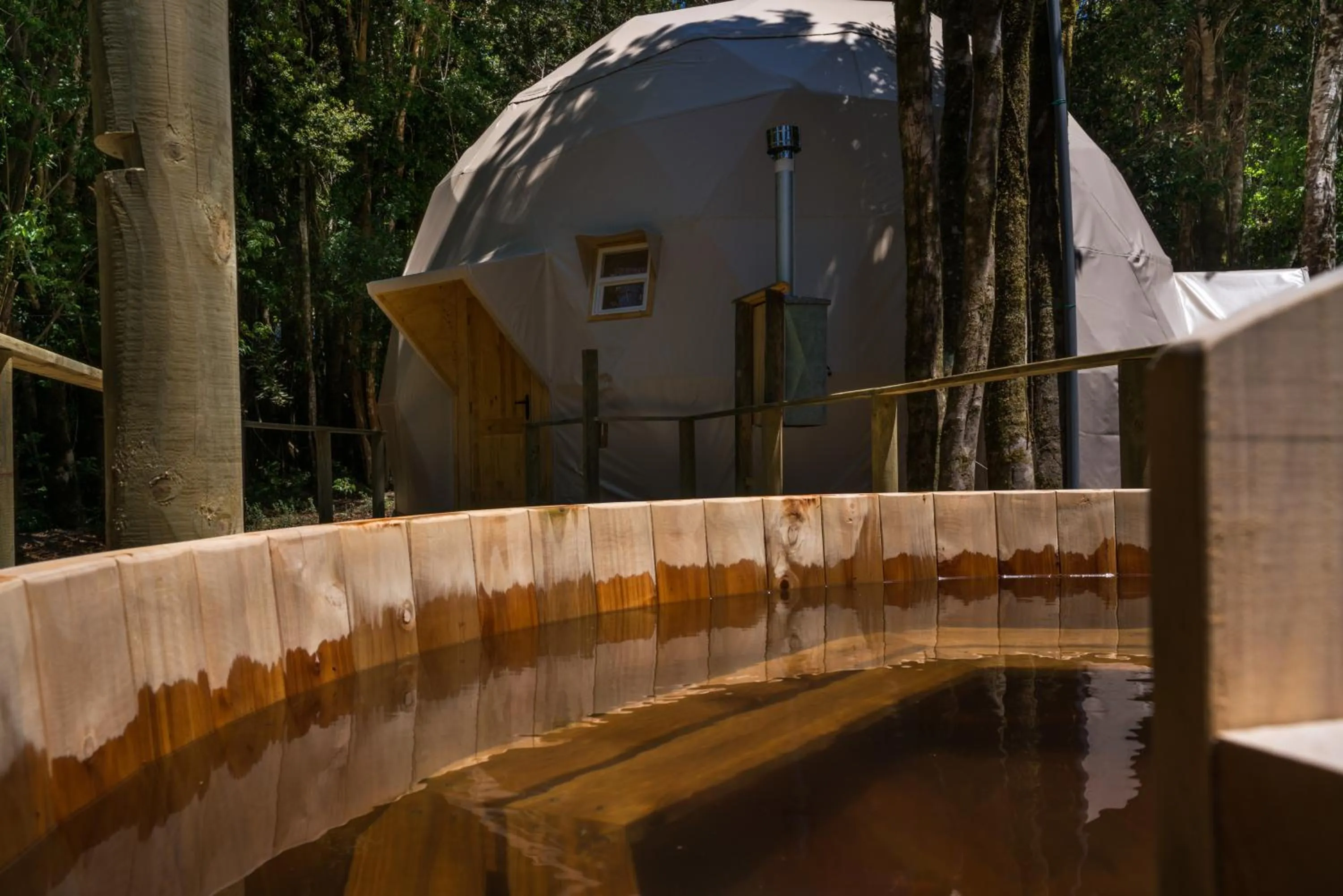 Swimming pool in Cabañas Ensenada Bosque Nativo