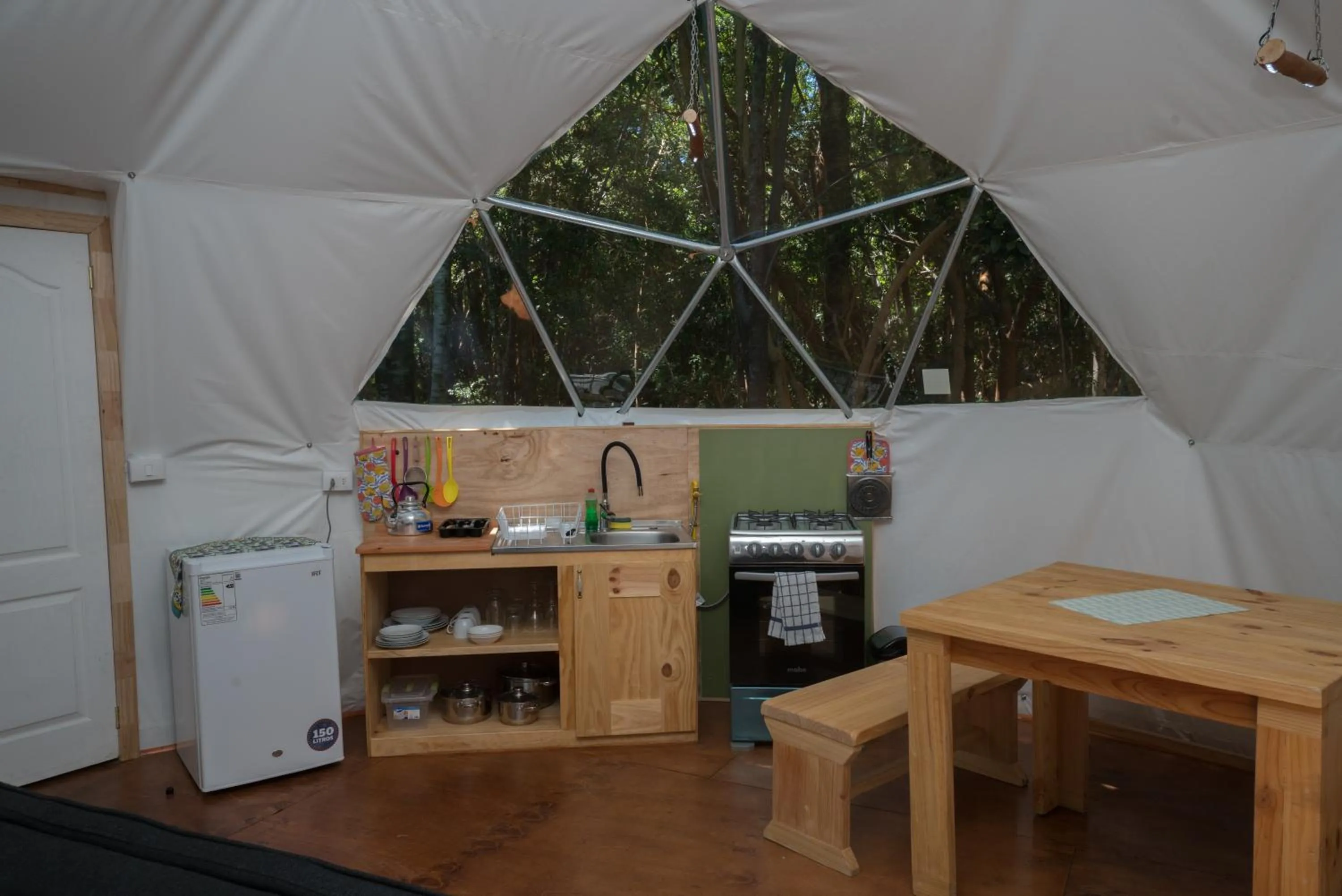 Kitchen or kitchenette in Cabañas Ensenada Bosque Nativo