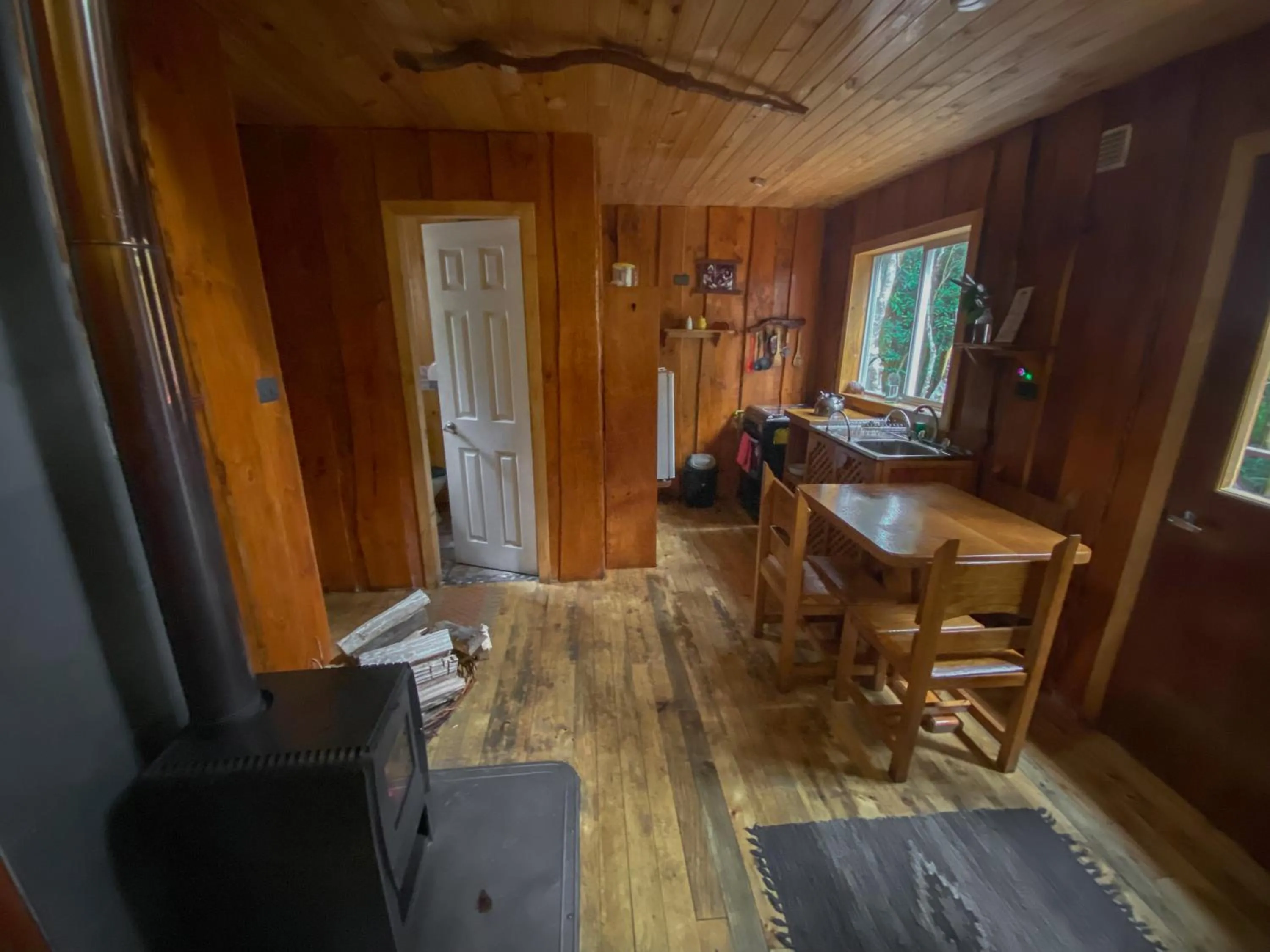 Dining area in Cabañas Ensenada Bosque Nativo