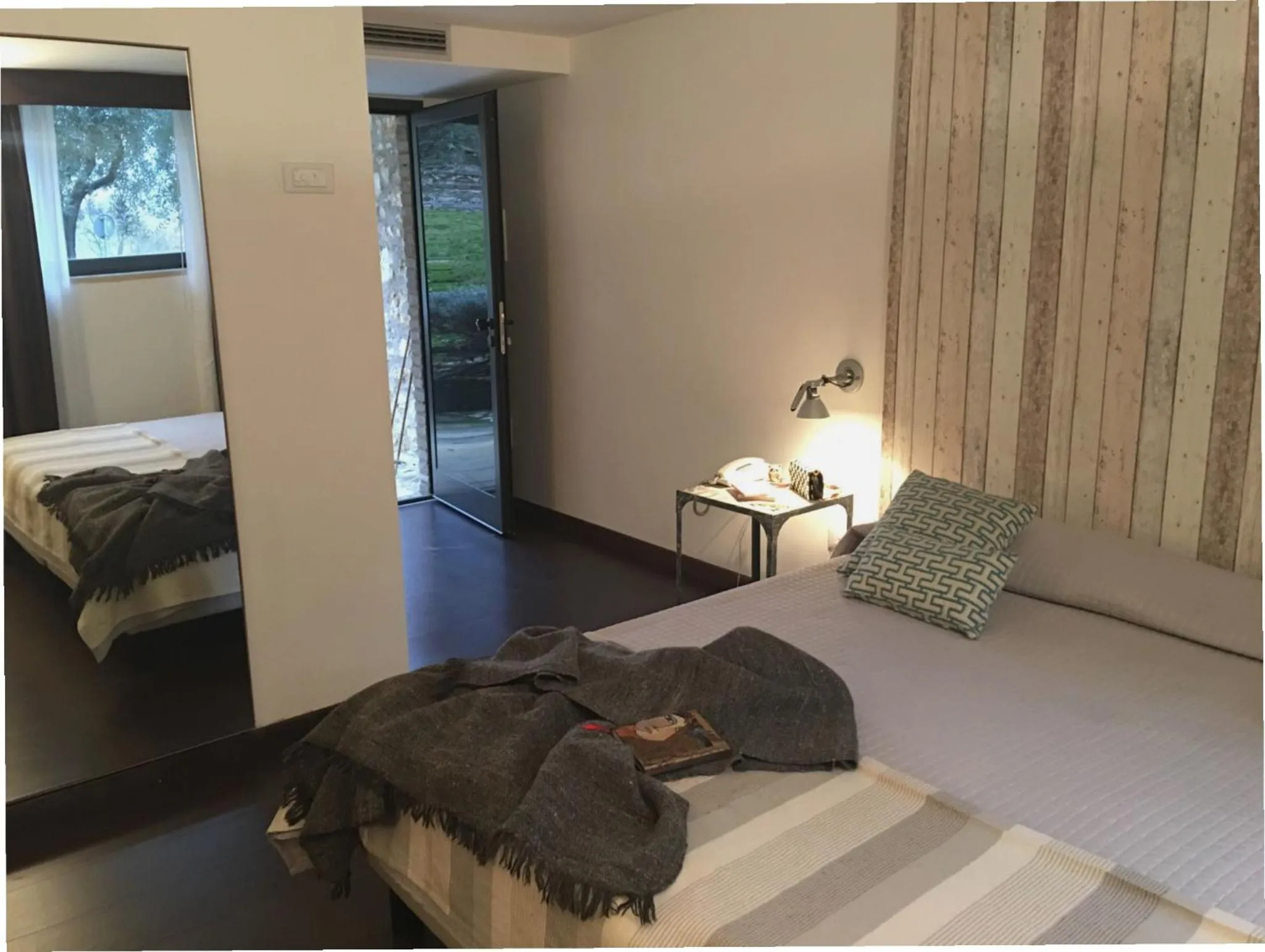 Photo of the whole room, Bed in Relais Villa D'Assio