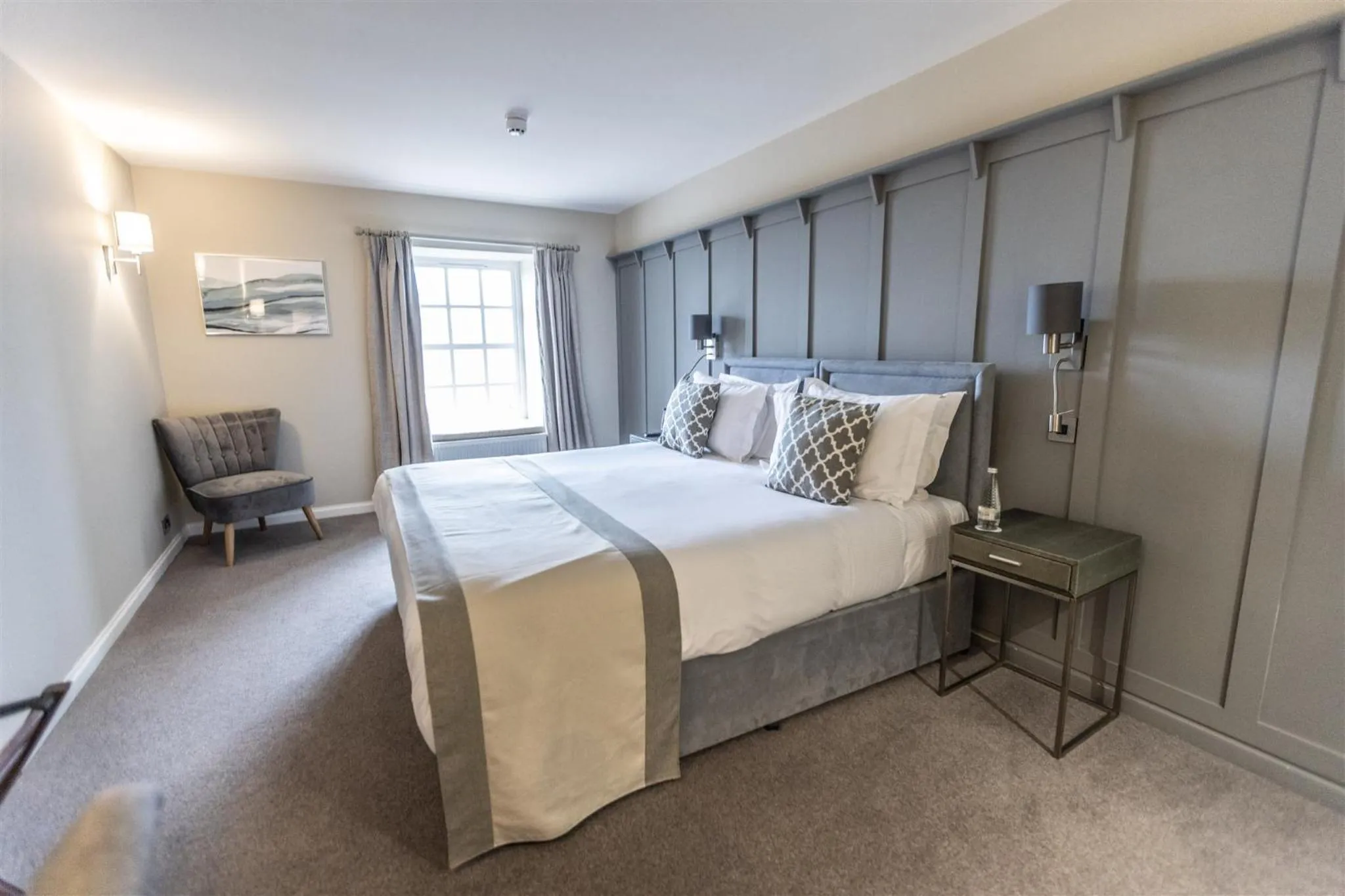 Bedroom, Bed in Marshall Meadows Manor House