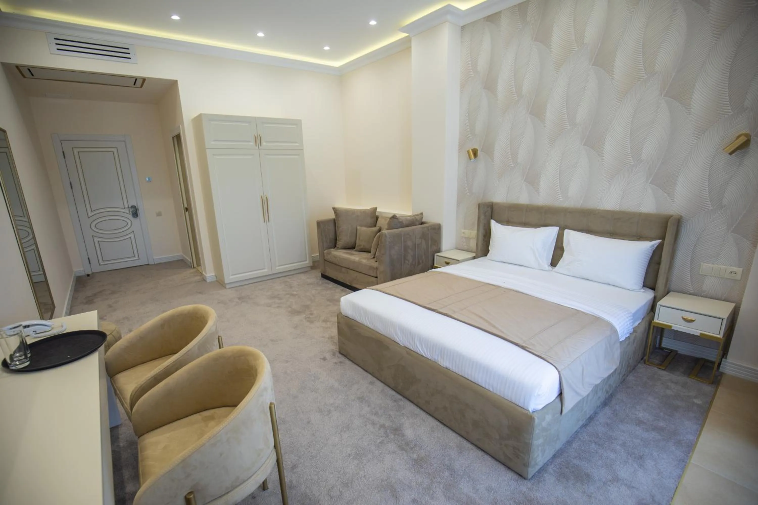 Bed in Ketrin Hotel Restaurant