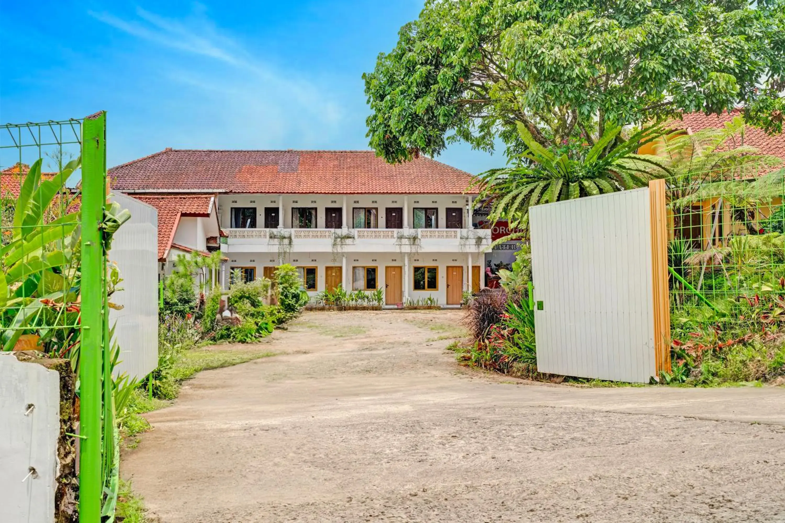 Collection O Subang near Ciater Subang formerly Orchid Villa Ciater Collection O Subang near Ciater Subang formerly Orchid Villa Ciater