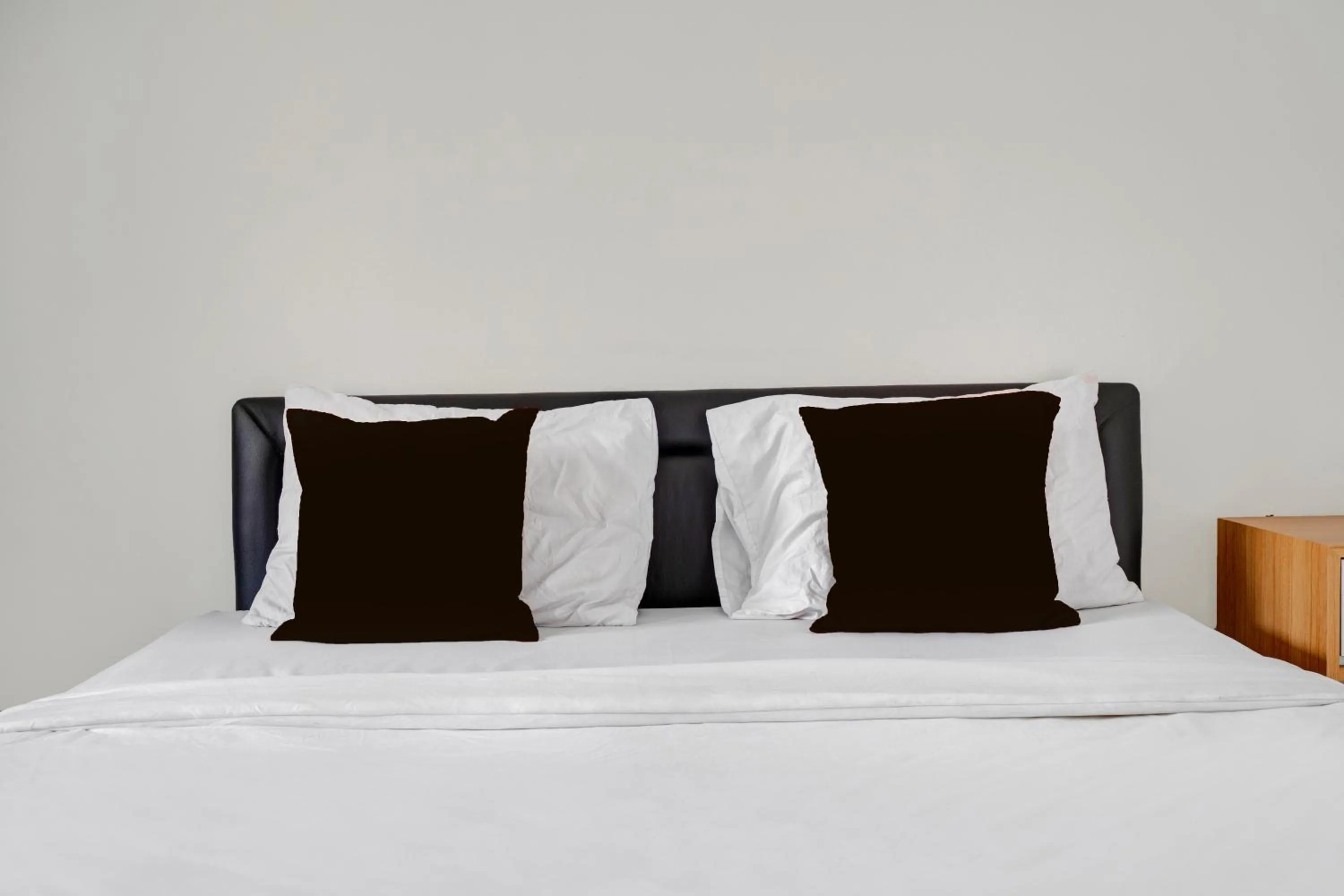 Bedroom, Bed in Collection O Subang near Ciater Subang formerly Orchid Villa Ciater